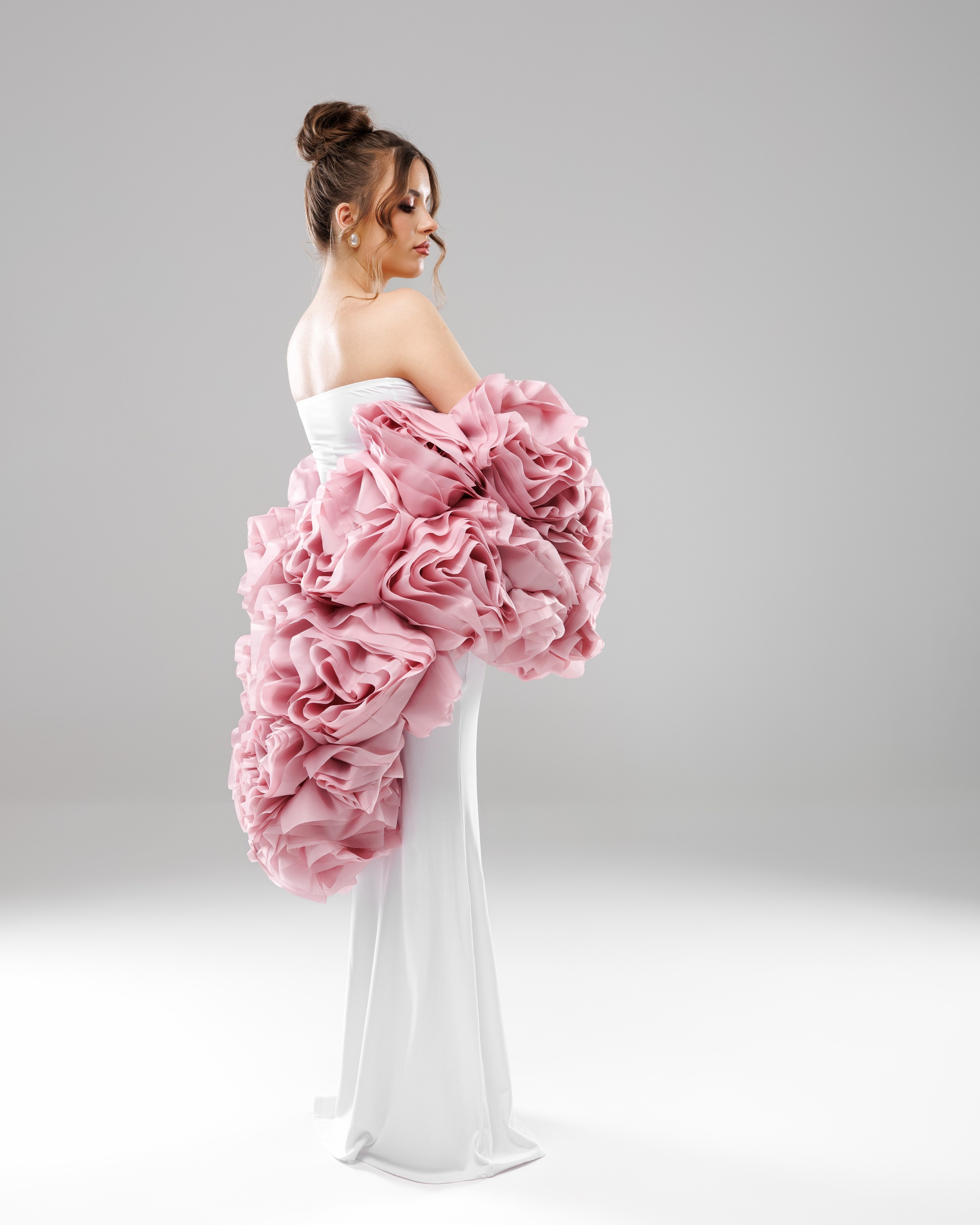 Фотосессия беременности в Оренбурге — на циклораме, с гардеробом | Наталья Миронова