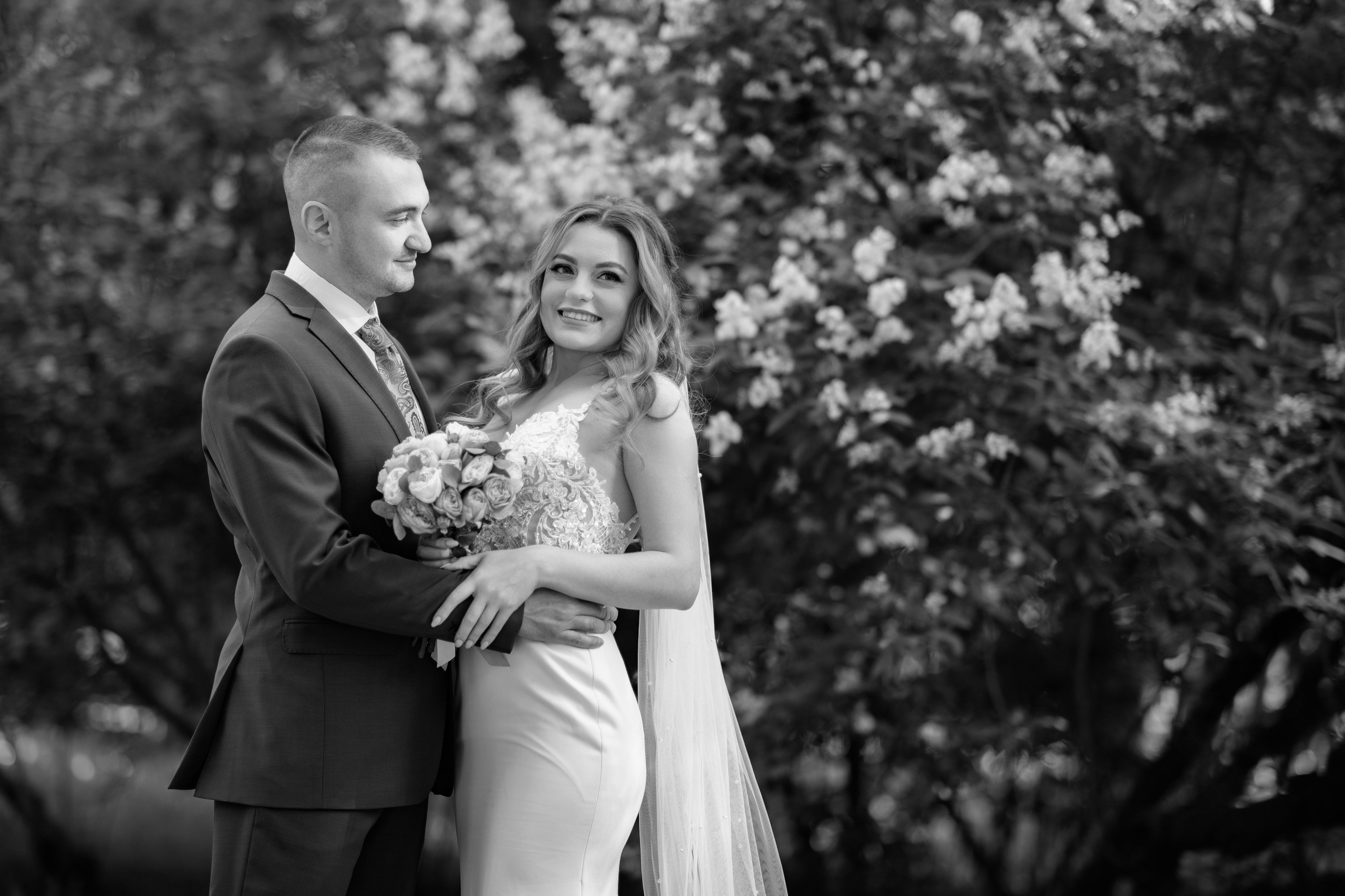 Черно Белые свадебные фотографии. Фотосъёмка и Ретушь в СПб. Фотограф Алексей Лукин. Свадьба, мероприятие, корпоратив, юбилей, фотосессия, портрет. Фотосъёмка в Санкт-Петербурге. Ретушь фотографий