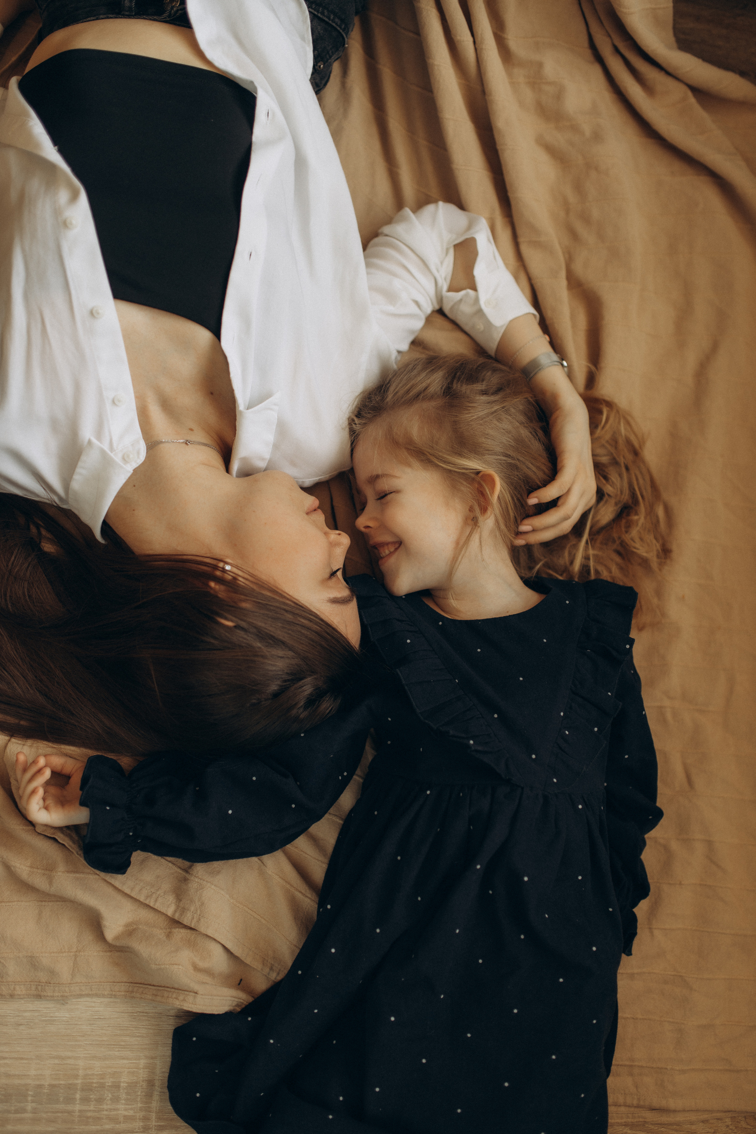 Вика и Мира. Семейный фотограф Оля Гладченко