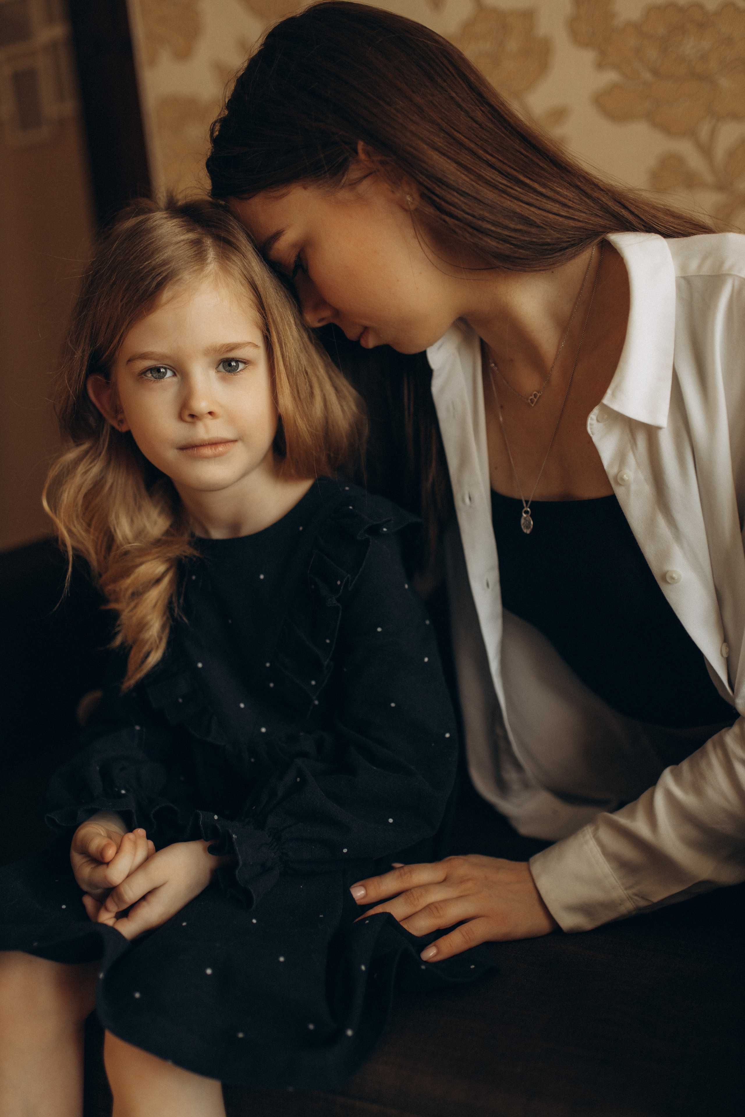 Вика и Мира. Семейный фотограф Оля Гладченко