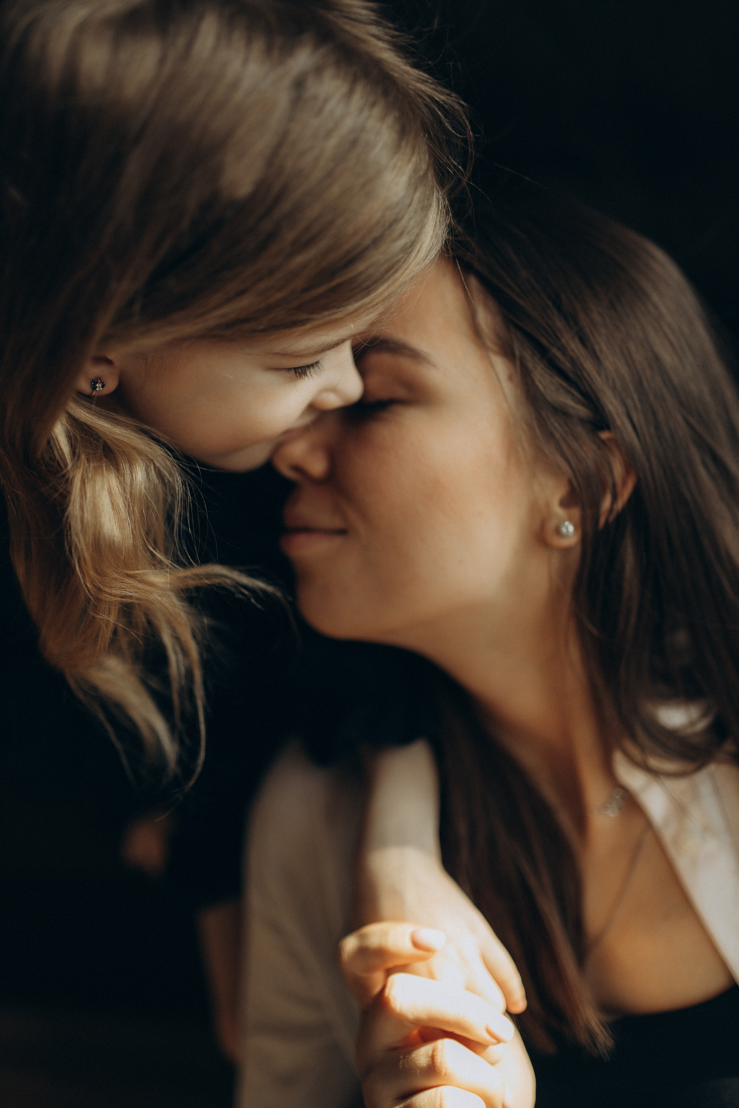 Вика и Мира. Семейный фотограф Оля Гладченко