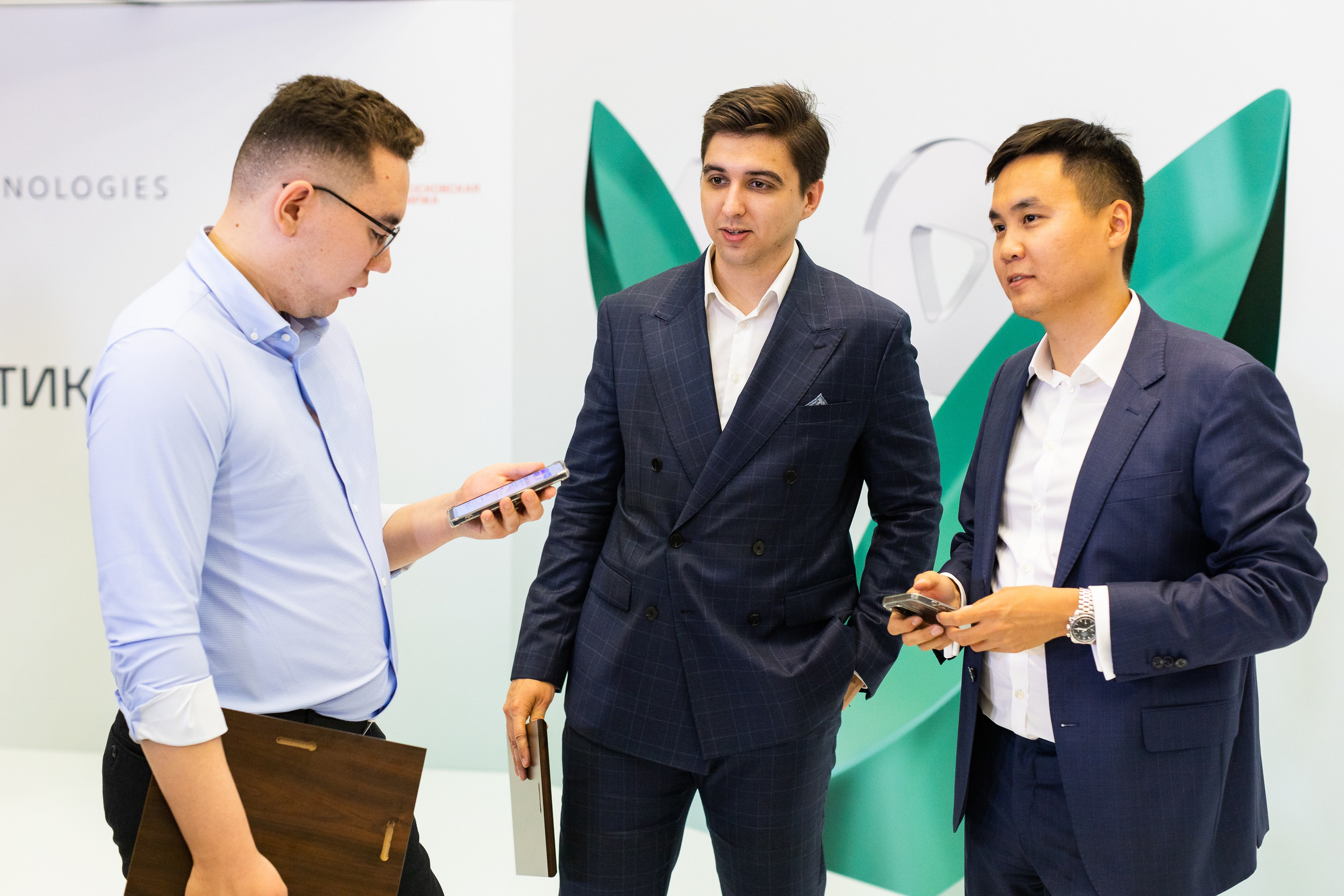 IVA на Московской бирже. Свадебный и портретный фотограф в Королёве Сергей Чихарев