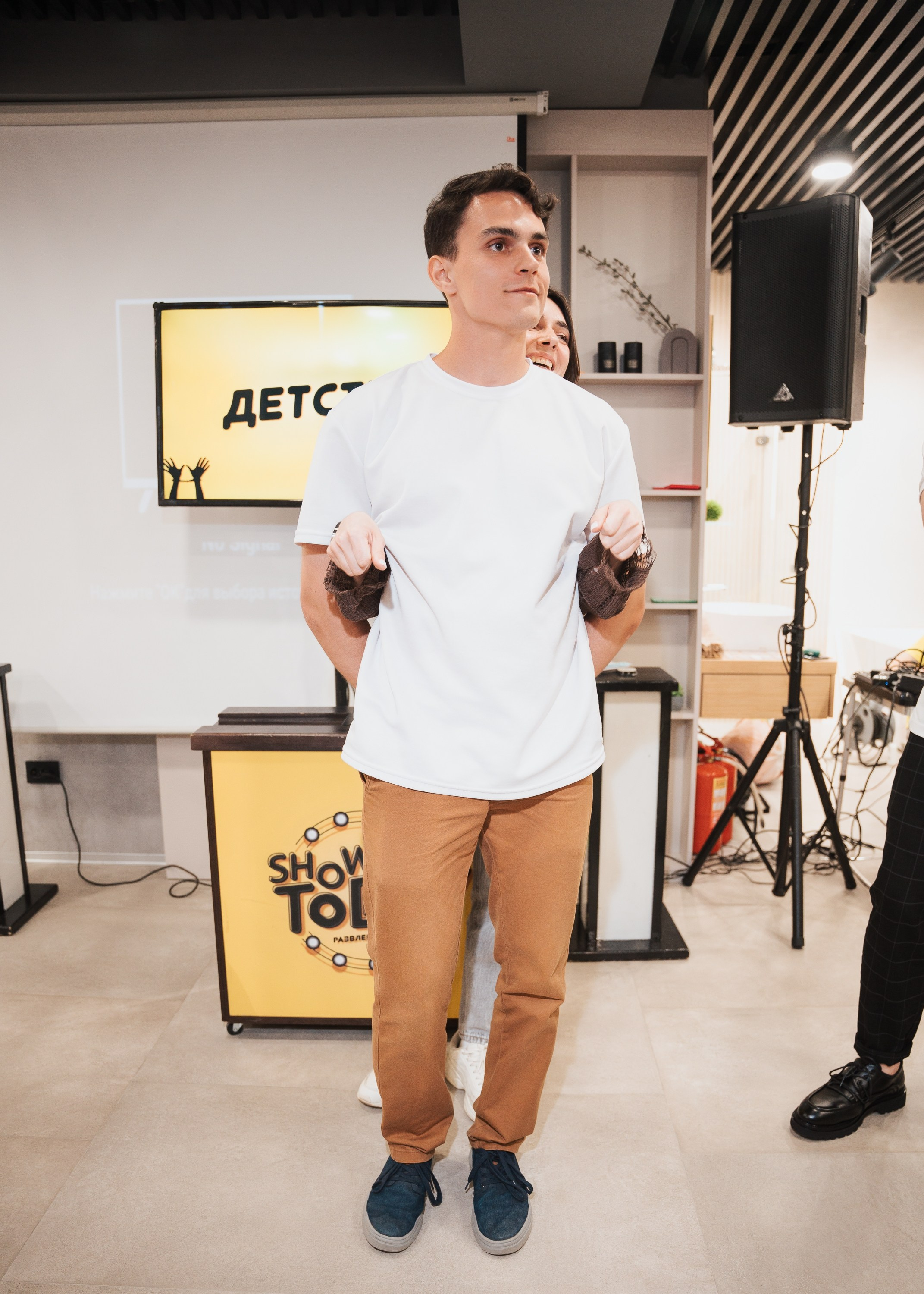 KRAN — Вечеринка для дизайнеров. СВОИ. ФОТООТЧЕТЫ-СОБЫТИЯ-МЕСТА