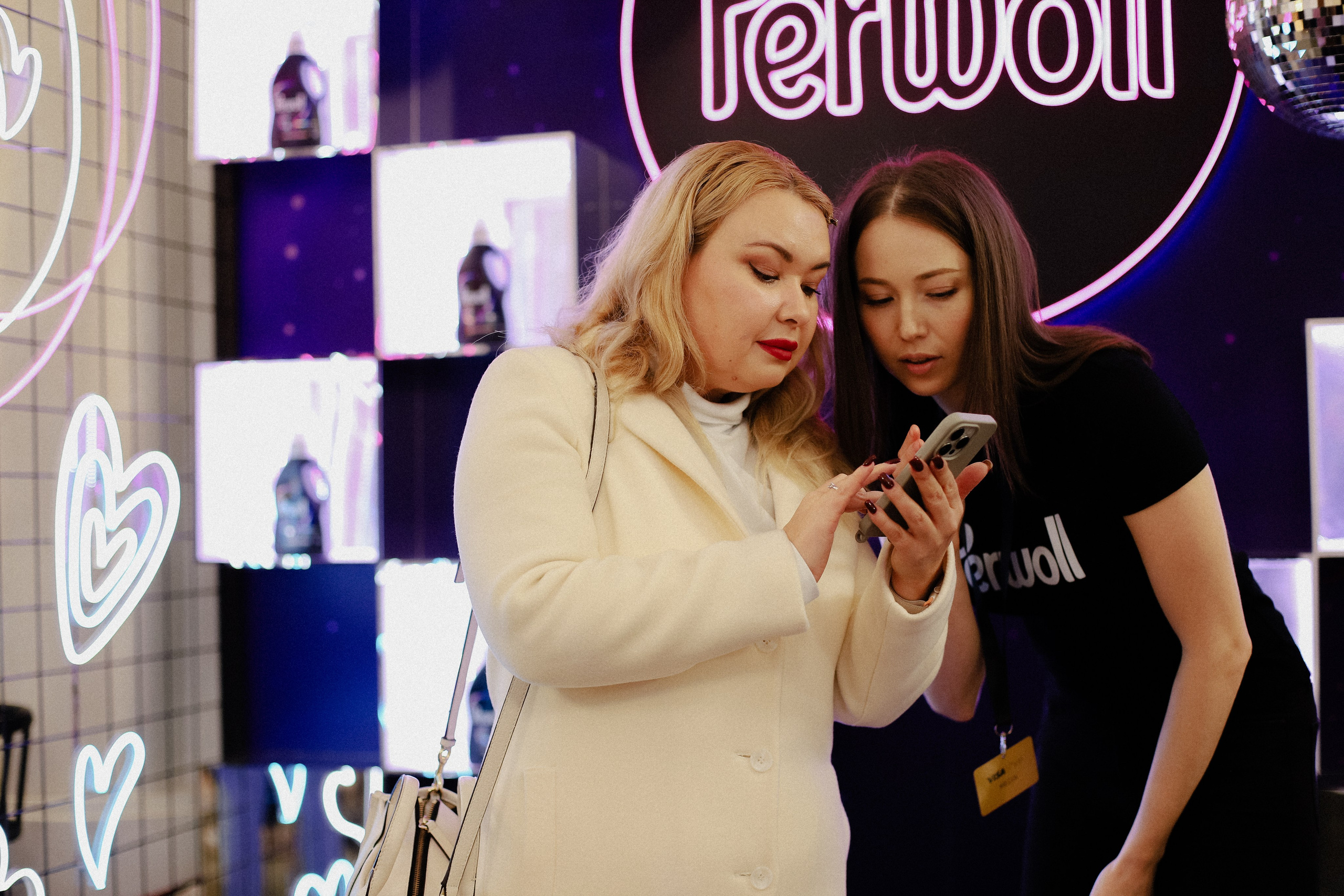 16.10 FWA зона Schwarzkopf и Perwoll. Фотограф в Алматы и Москве Даша Пушкина