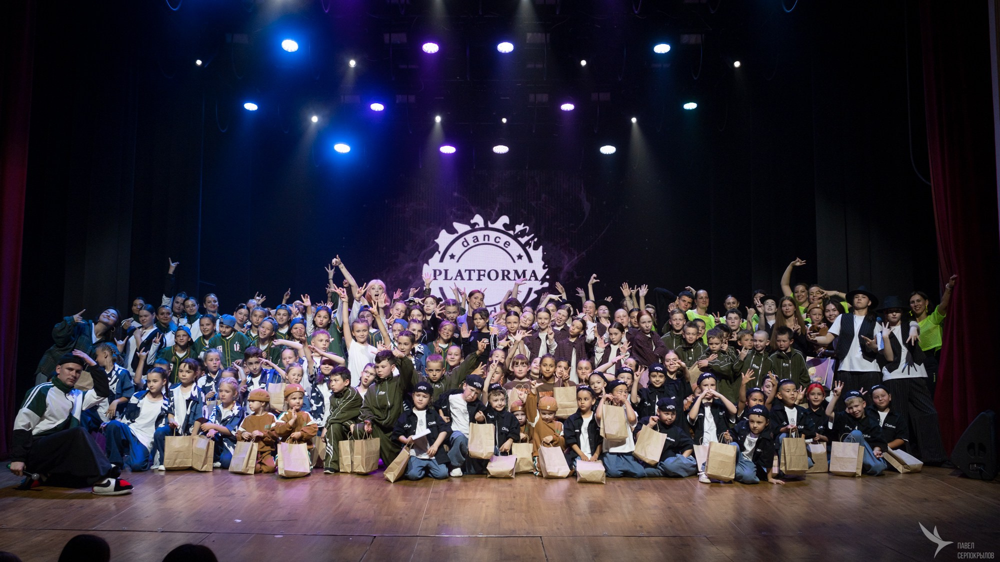 Отчетный концерт студии танцев PLATFORMA. Репортажный фотограф в Казани Павел Серпокрылов