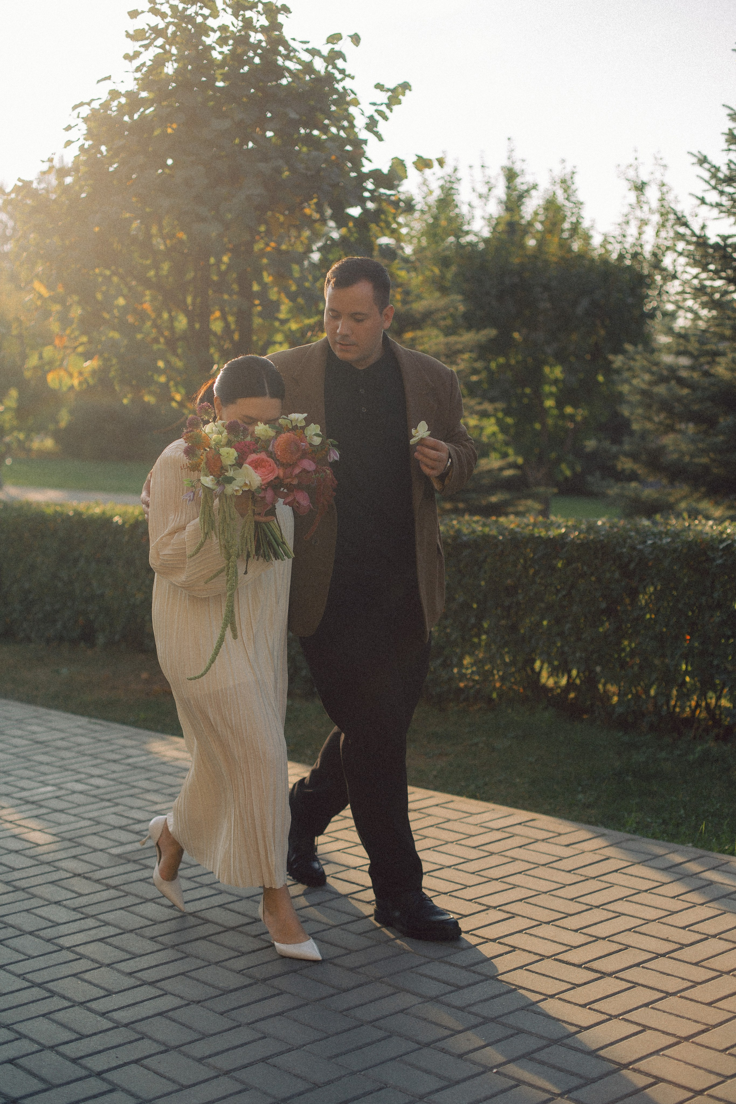 Регистрация и прогулка Софьи и Дениса. Фотограф любви в городе Казань