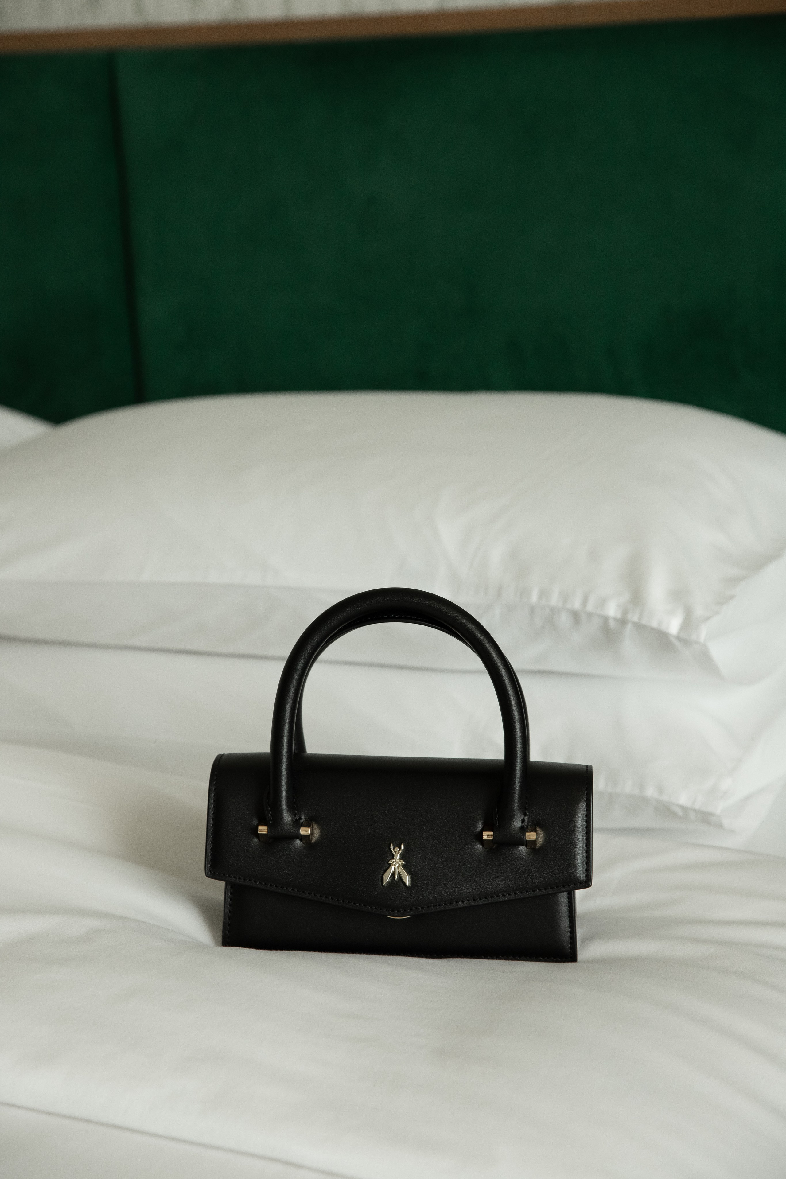 Камерная свадьба Владимира и Валерии. Свадебный фотограф Бакрымова Валентина