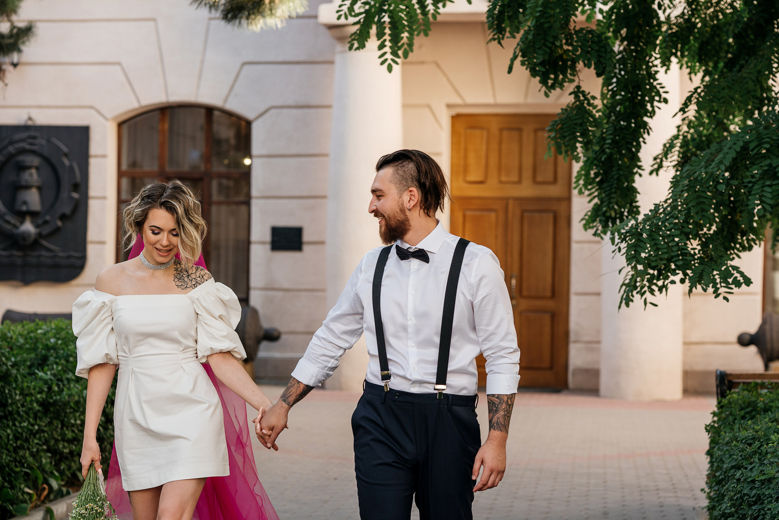 Свадебная прогулка по городу. Денис и Кристина. Свадебный и семейный фотограф Надежда Соловьева