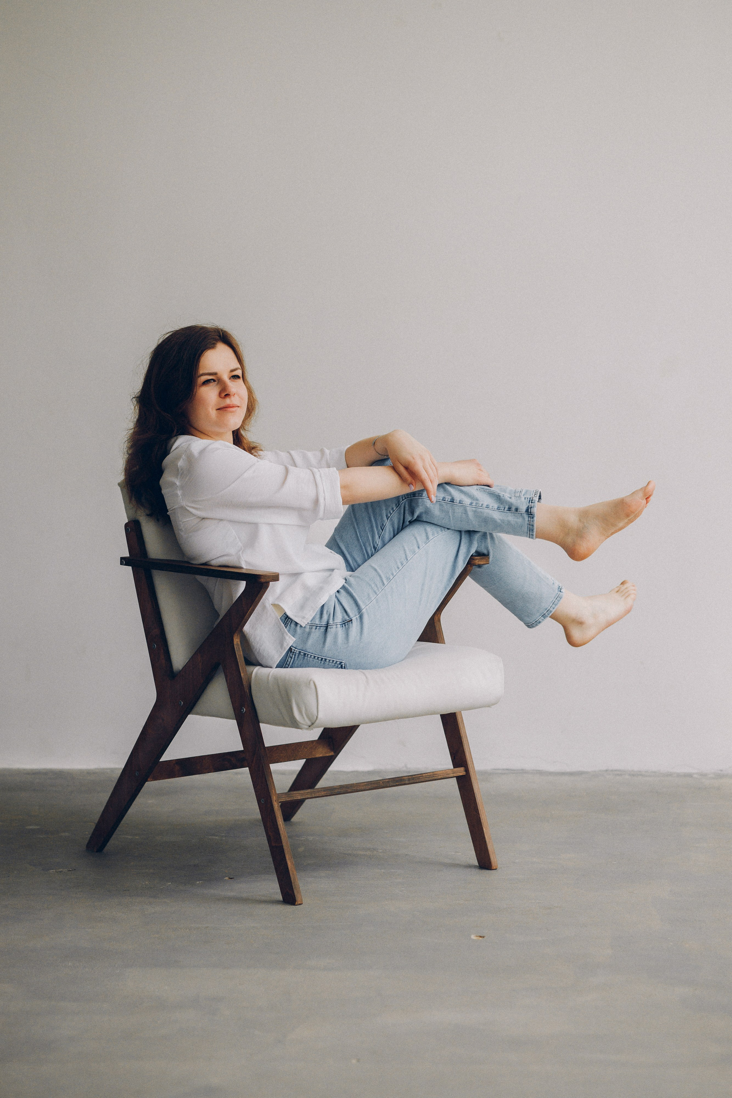 Студийная фотосессия с Люсей. Выпускные альбомы в Серпухове