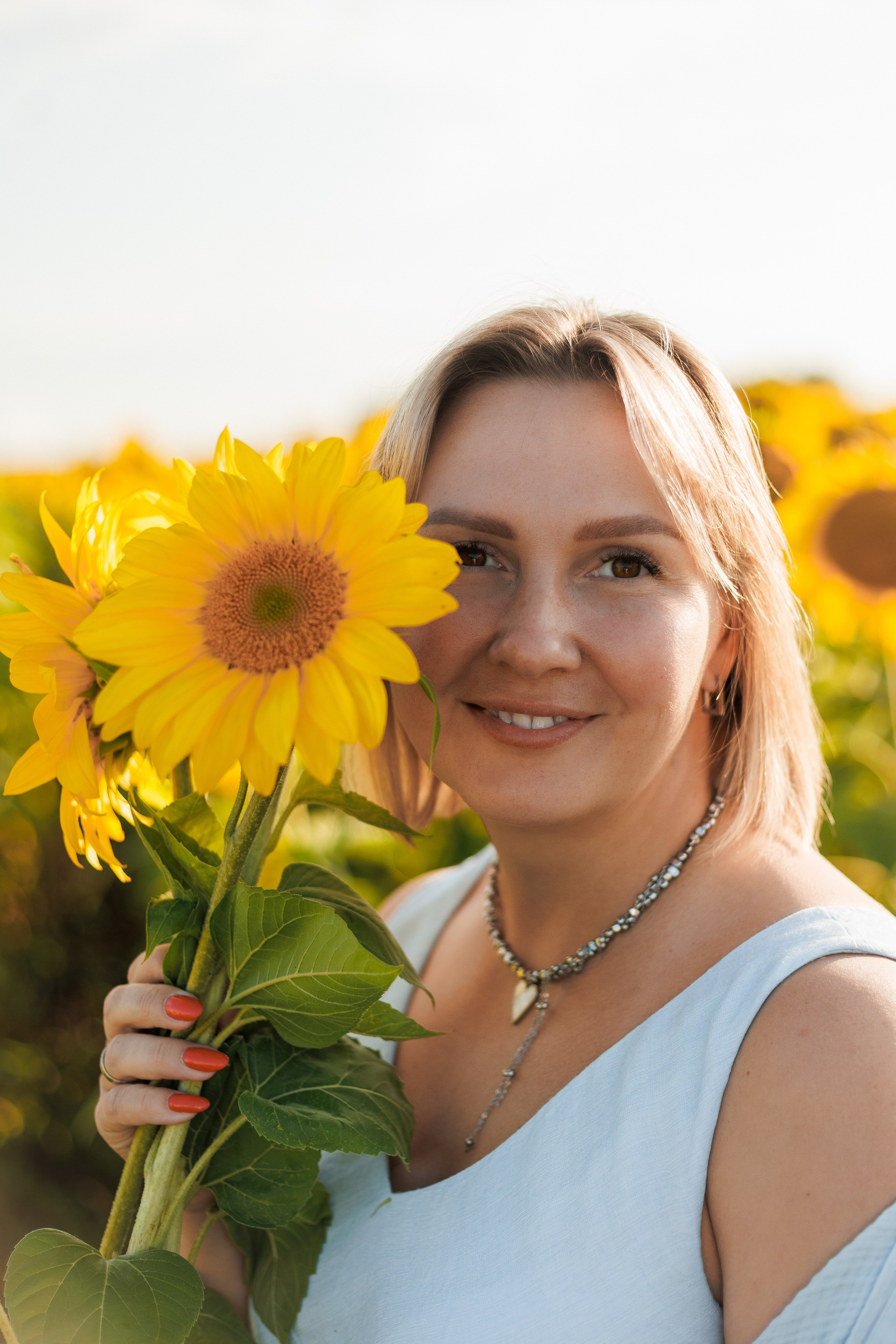 В поле подсолнухов. Семейный фотограф г. Тюмень
