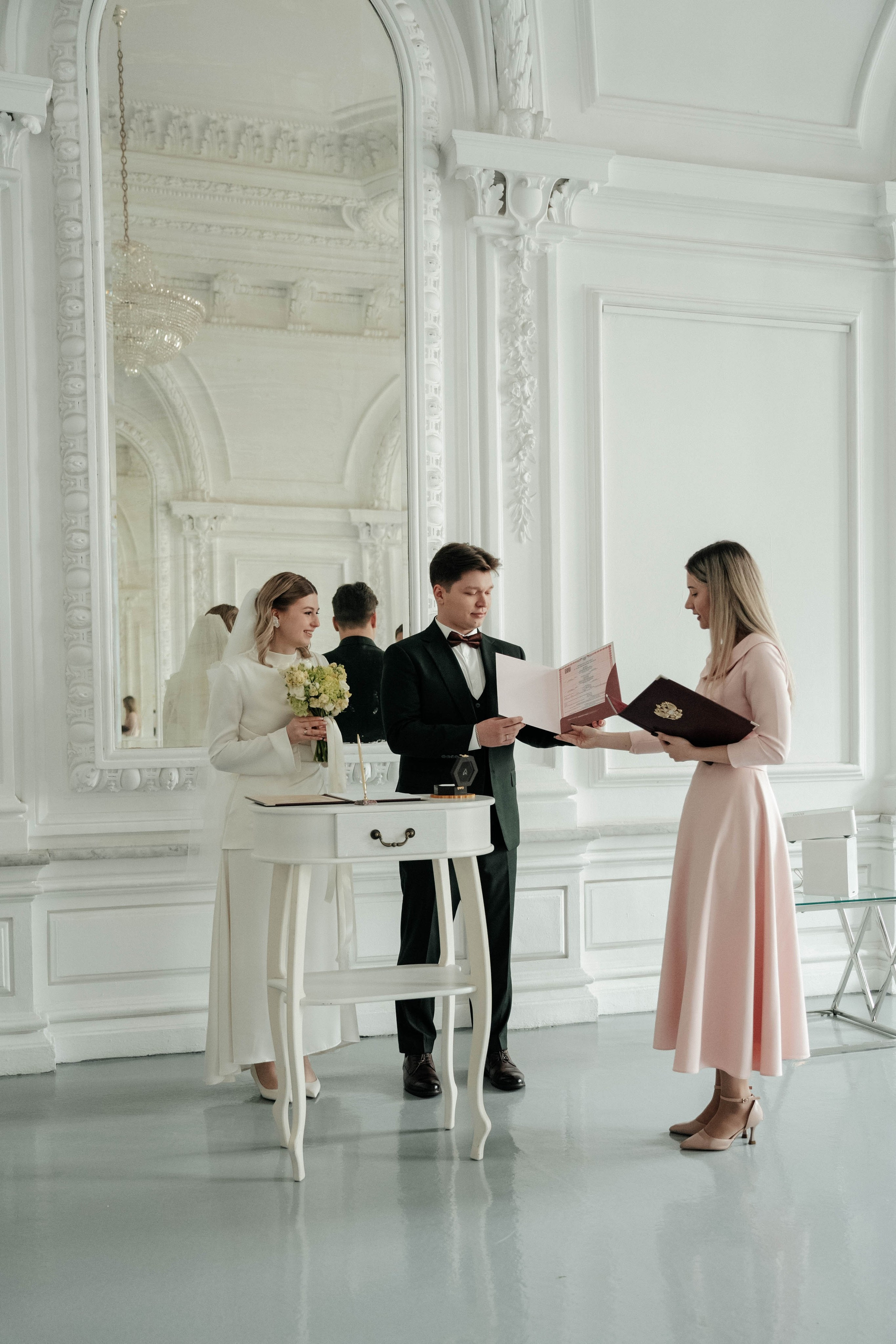 Евгений и Анастасия / Особняк Спиридонова, МГУ. Свадебный фотограф Москва Александра Аверкова