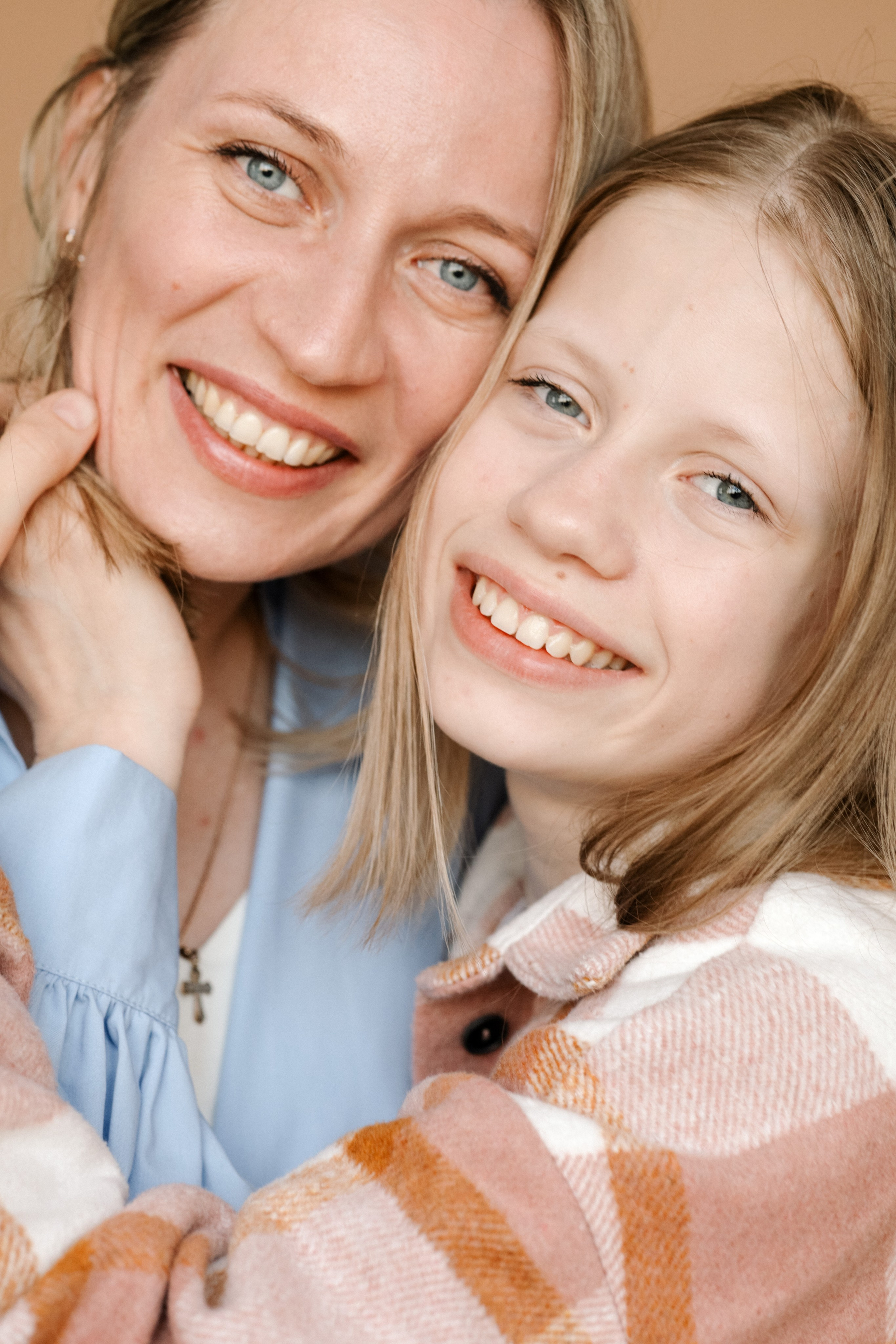 Света и Маша. Алёна Стерхова — Предметный и портретный фотограф. Ижевск