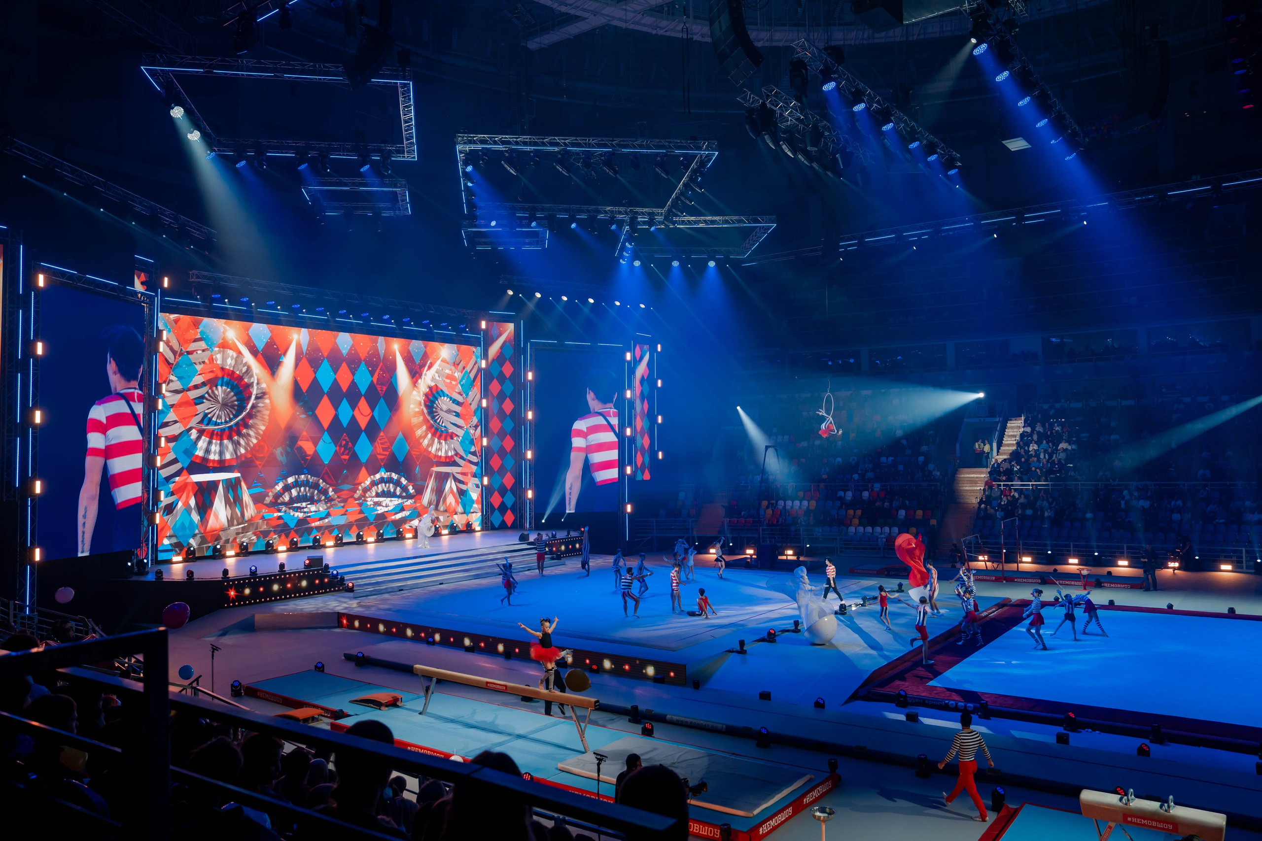 Шоу Алексея Немова 2024. Крамер Юлиана детский и семейный фотограф