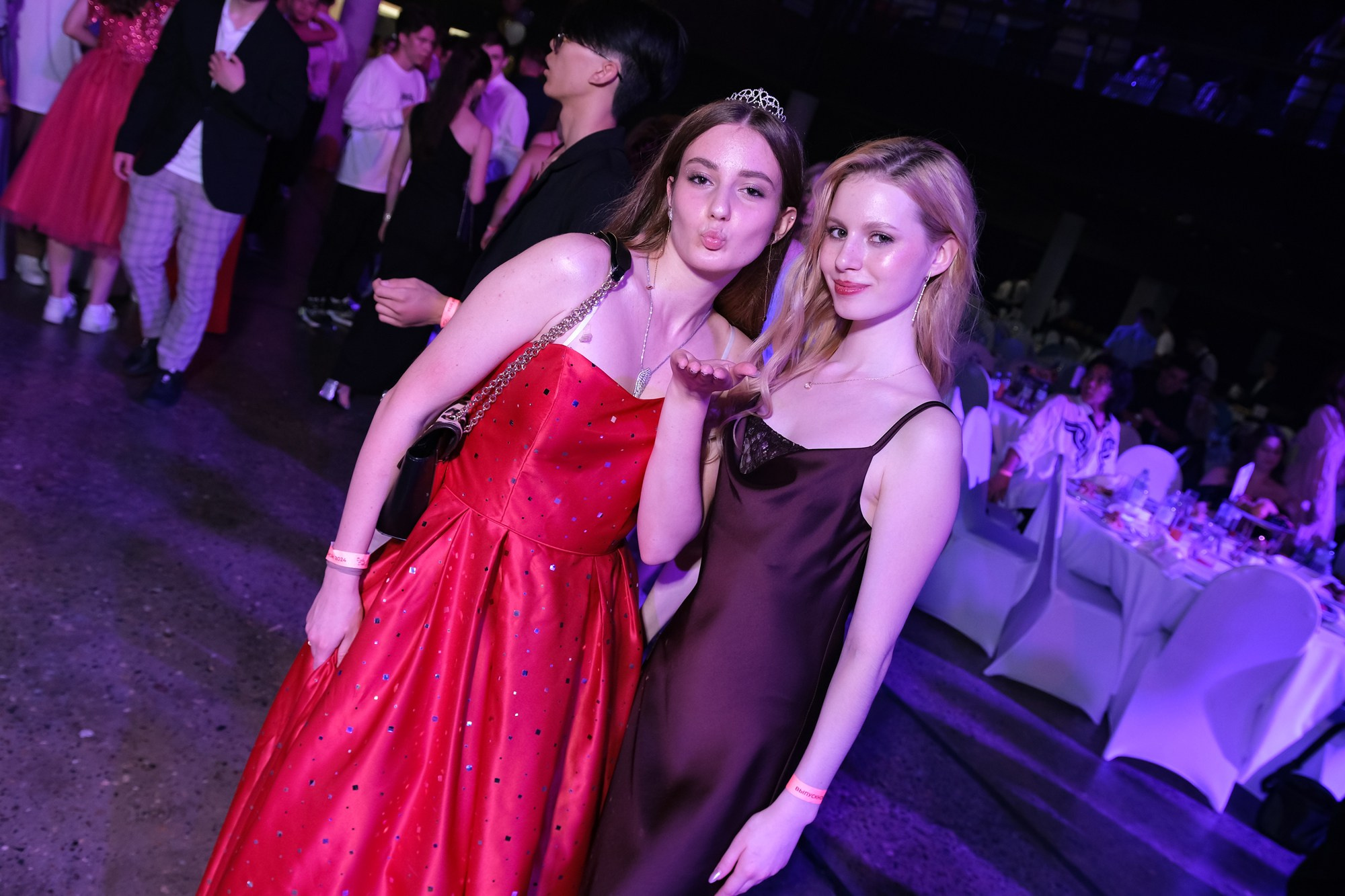 Выпускной альбом. Фото и видеосъемка