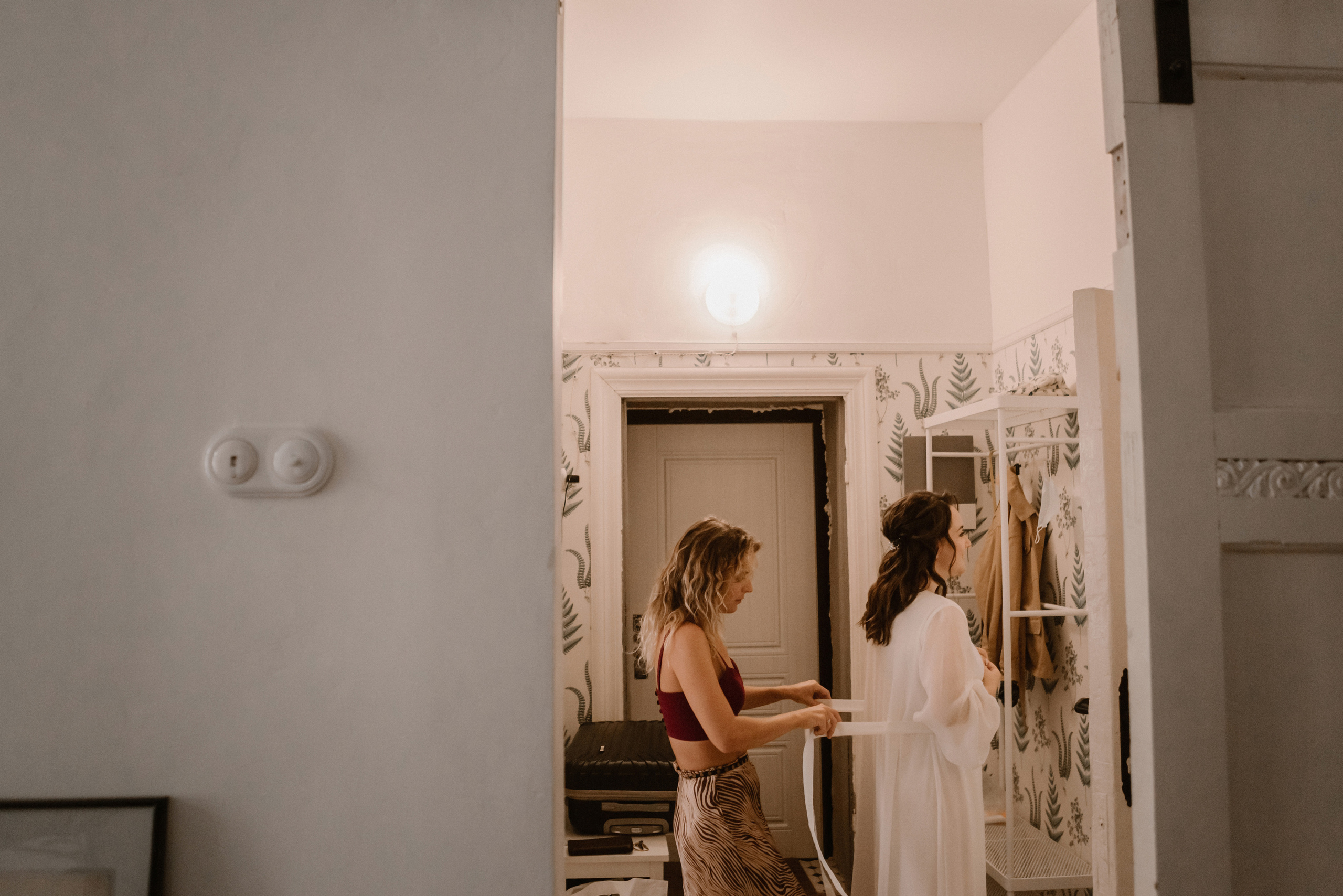 I feel this warmth. Galina and Nikita Bykovets, a wedding photographer and videographer duo in Germany