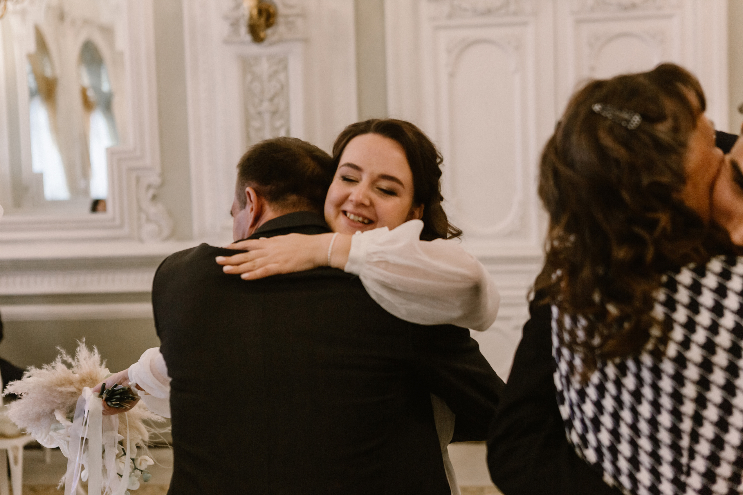 I feel this warmth. Galina and Nikita Bykovets, a wedding photographer and videographer duo in Germany