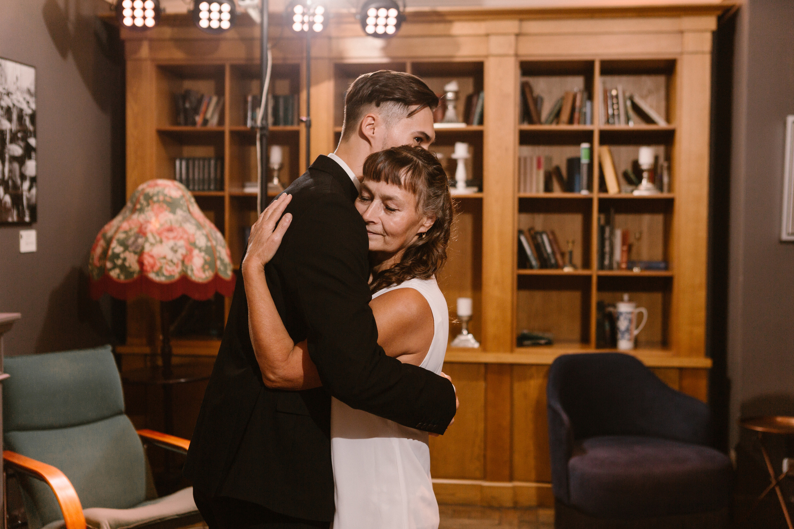 I feel this warmth. Galina and Nikita Bykovets, a wedding photographer and videographer duo in Germany