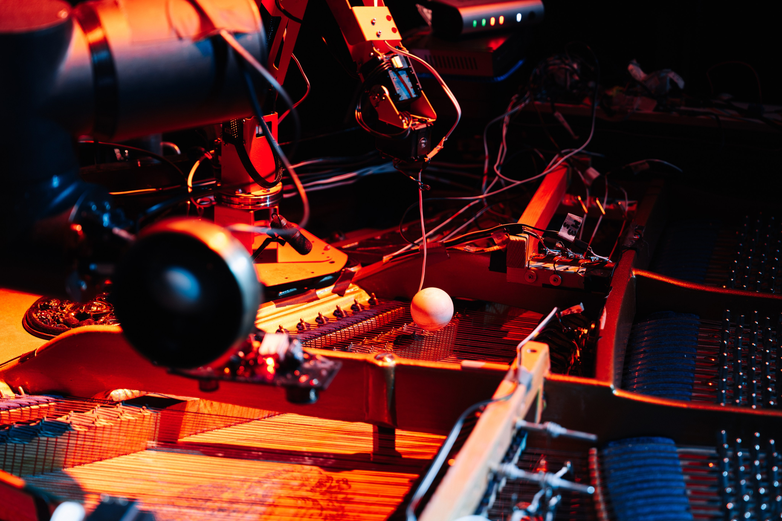 INTERVALS.EXHIBITION. @tomrus: Рустам Шагиморданов — фотограф