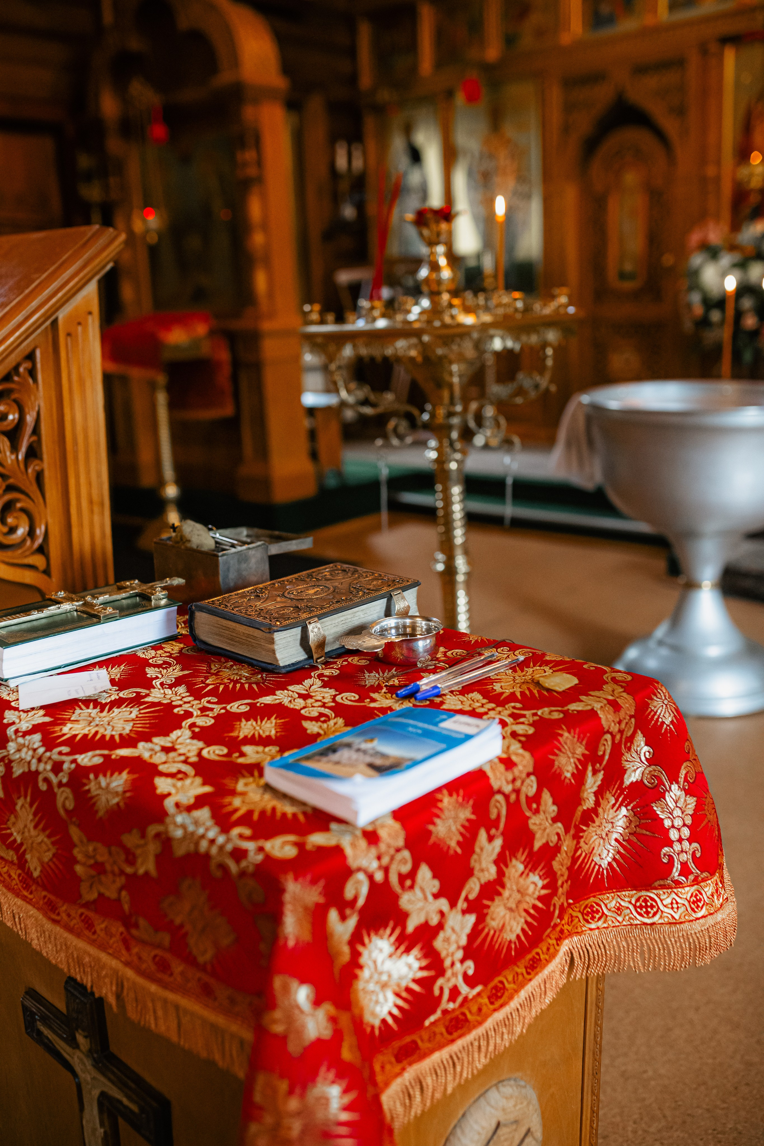 Храм святого праведного Иоанна Кронштадтского. Свадебный и семейный фотограф