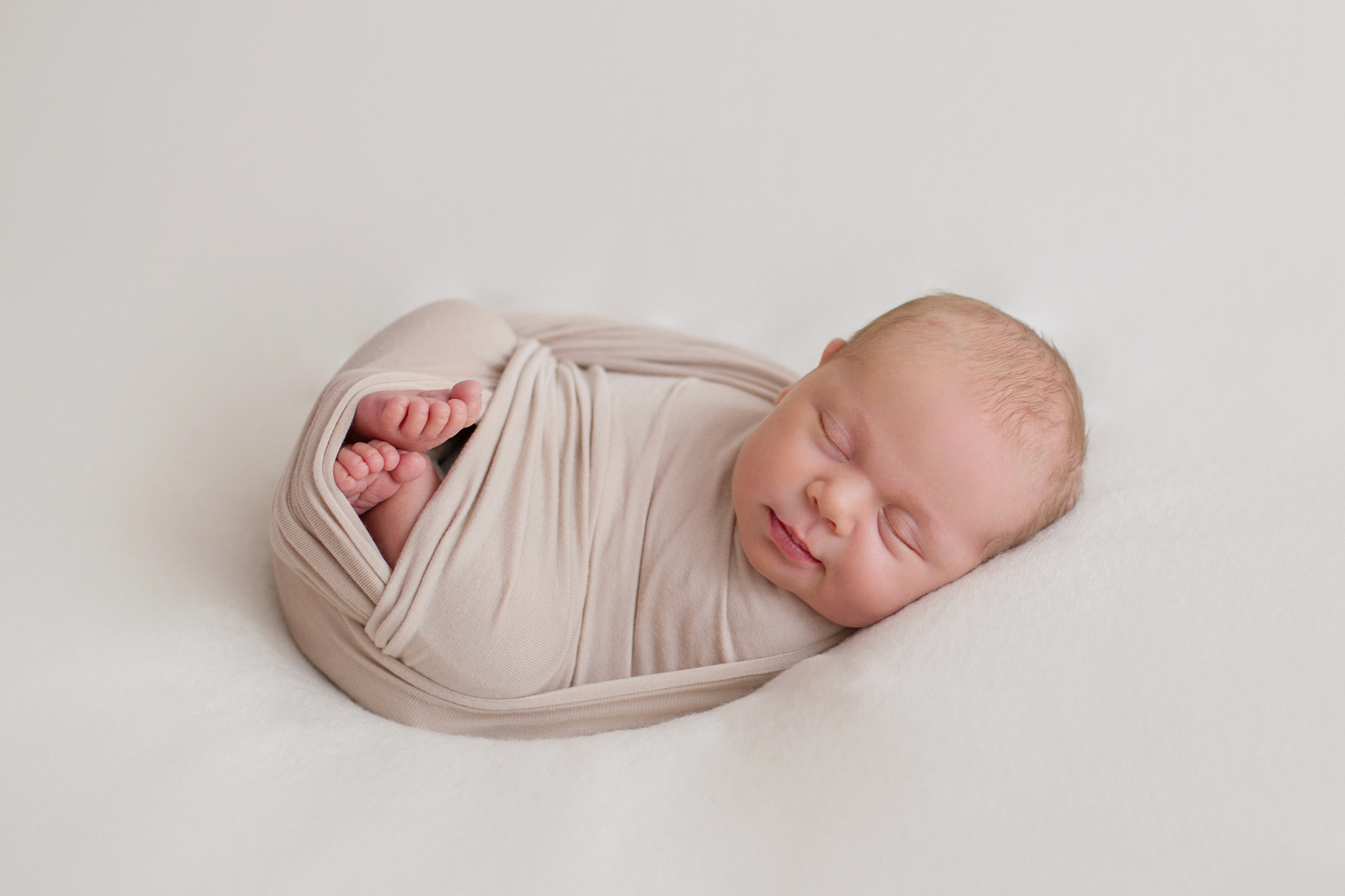 Художественная съёмка новорожденных