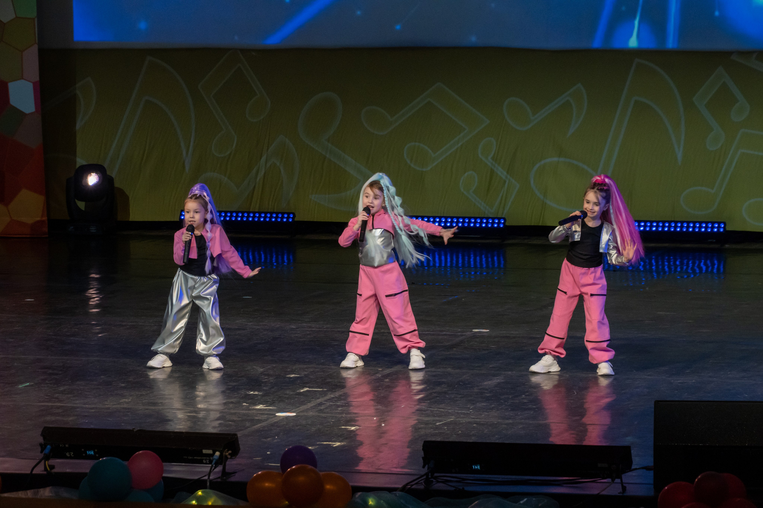 Съёмка концерта для Домисольки, большой концертный зал Космос. «Студия DRONAVT`s» — видеосъёмка и фотография г. Москва