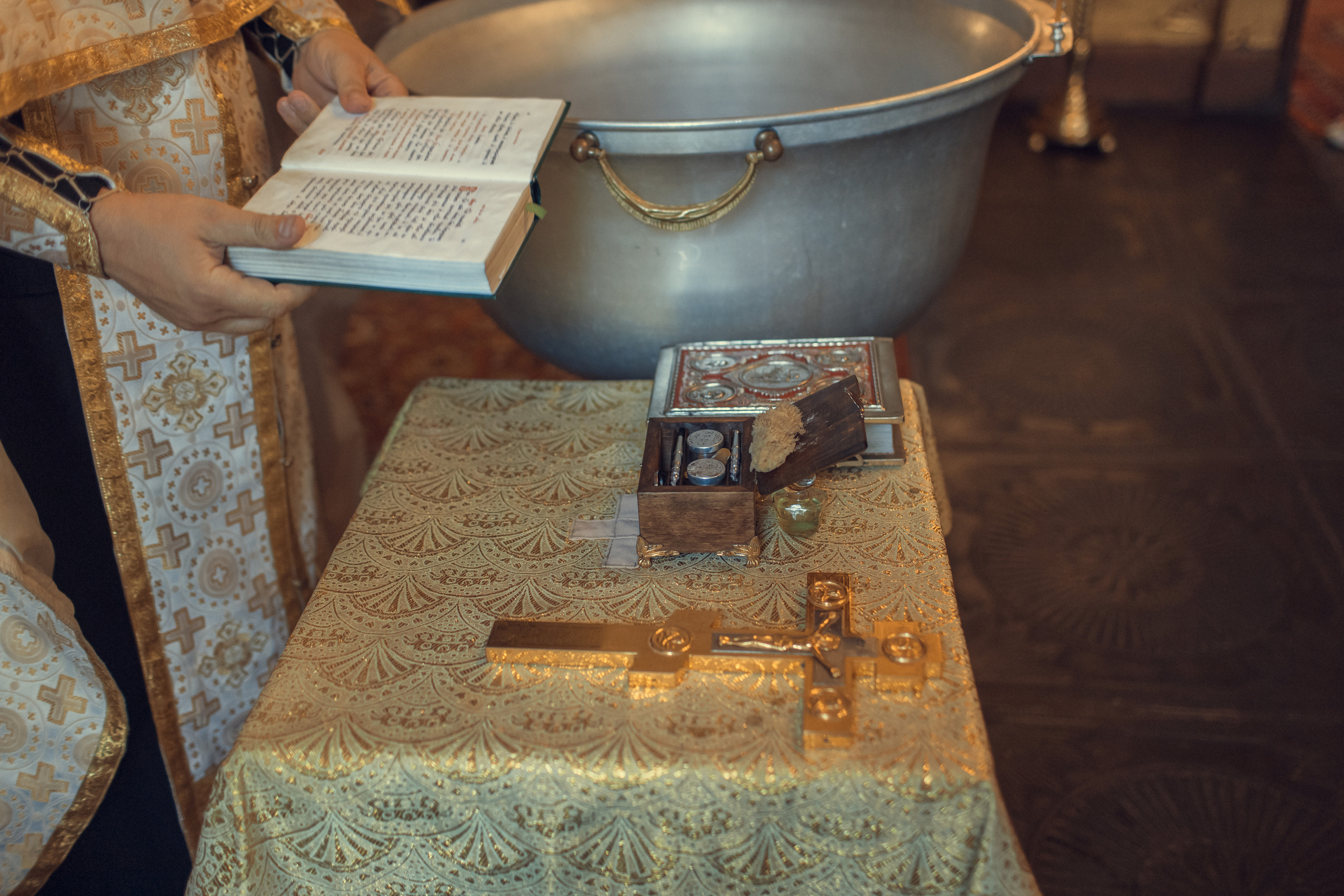 Крещение Виктории, церковь Воскресения Христова, село Вятское. Главная