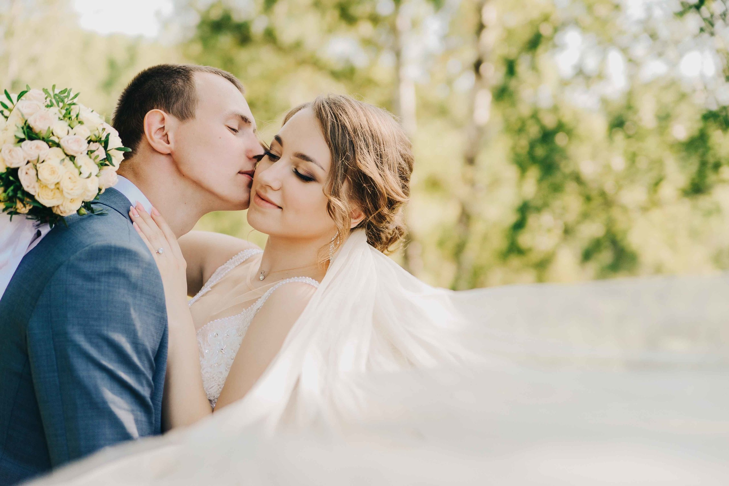 Свадебный фотограф в Кургане. Свадебный и семейный фотограф Любава в Кургане