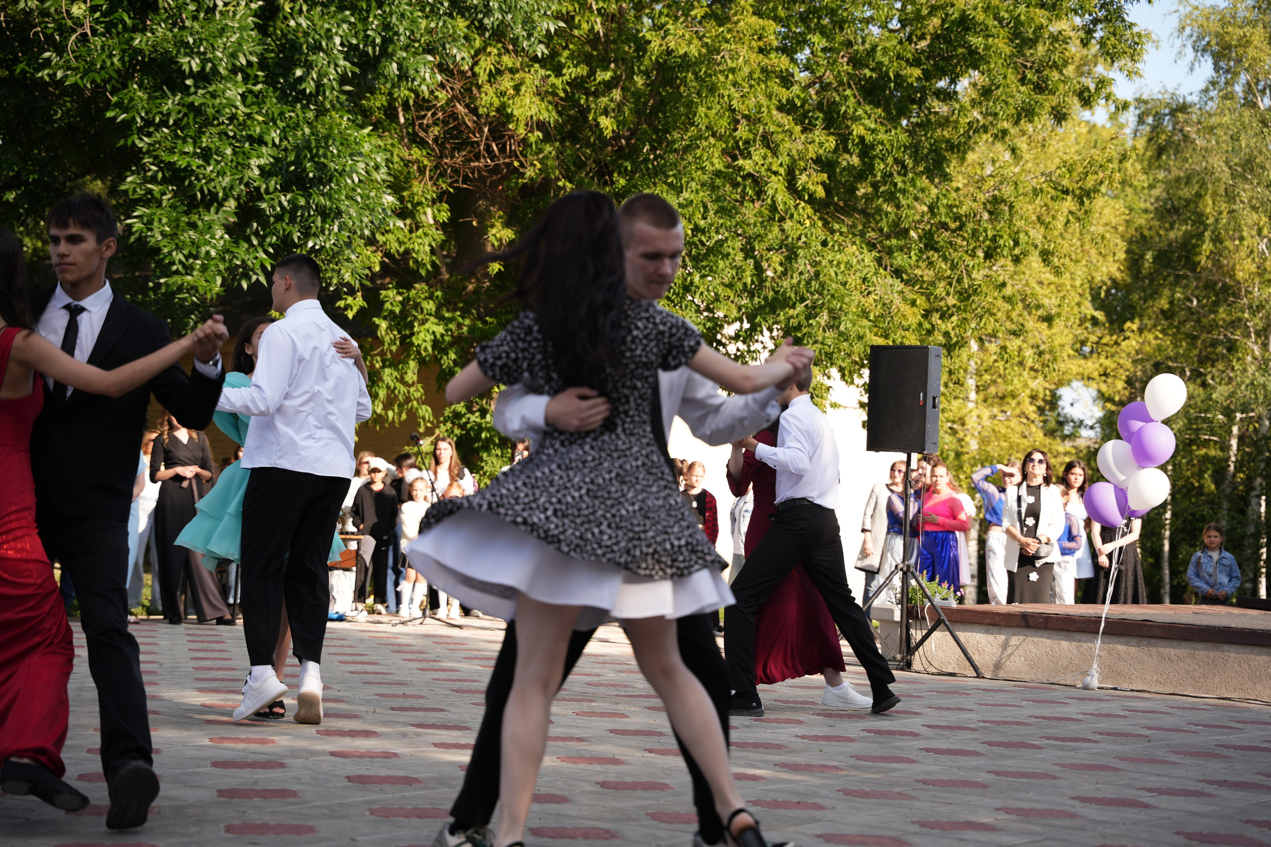 Выпускной в парке. Ольга Плаксина фотограф в Саратове