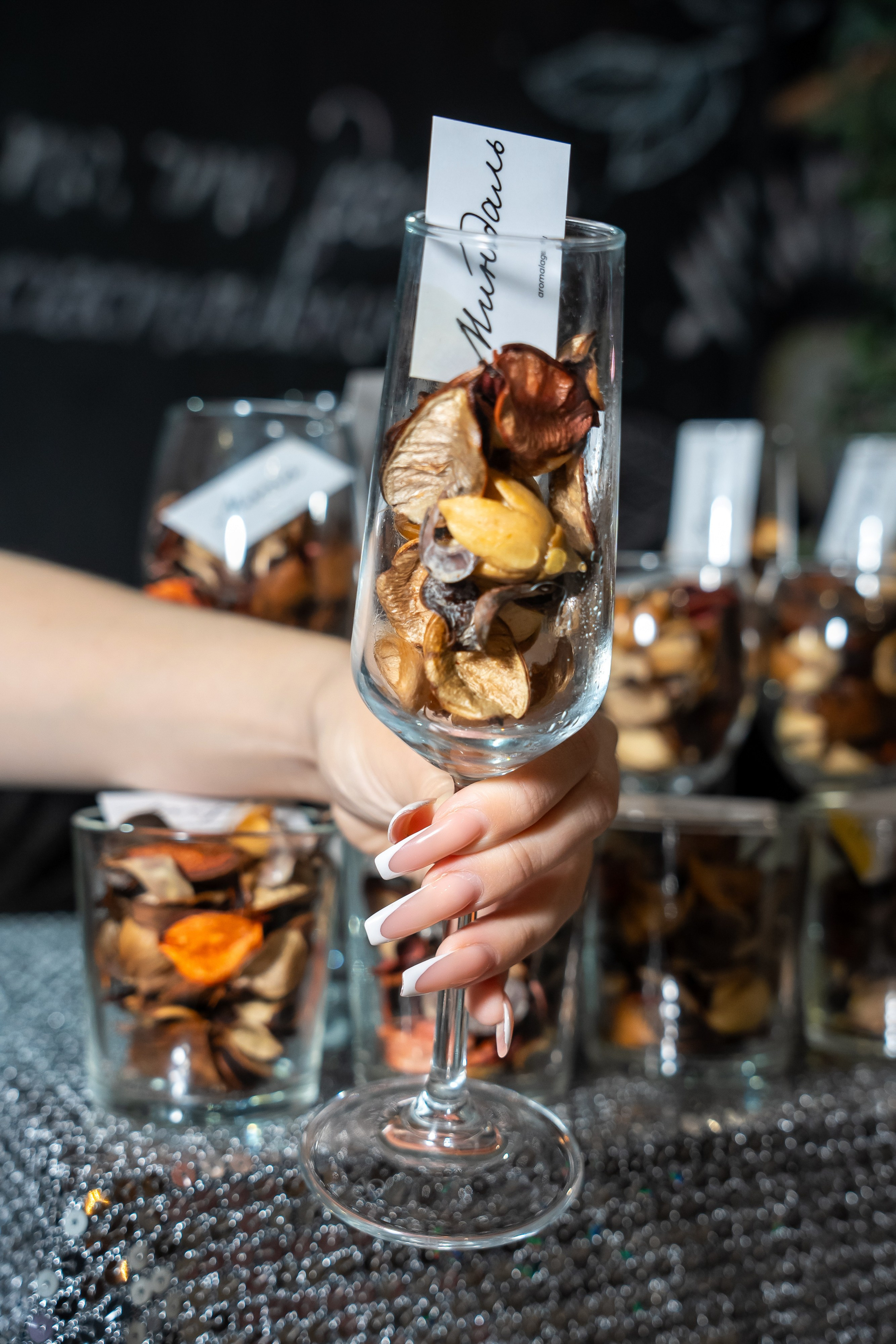 День рождения Aromalage — 5 лет вдохновения 🕯️. Мастер-классы AROMALAGE в Казани и Нижнем Новгороде для двоих, на девичник, в группе