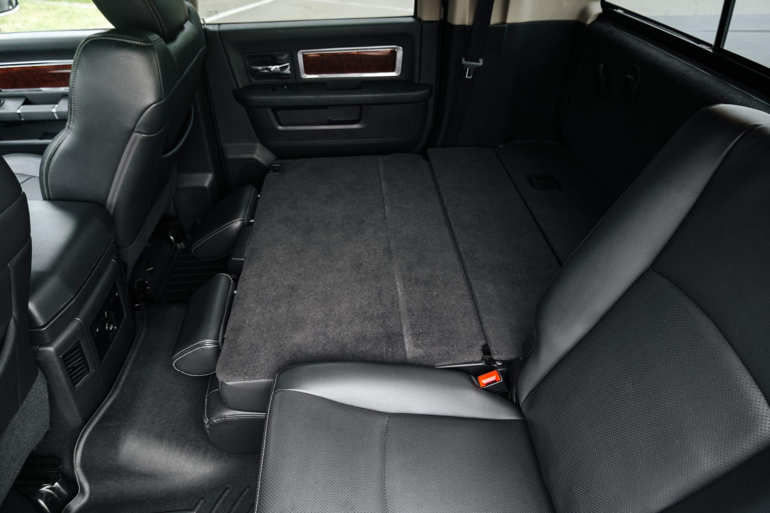 DODGE RAM. Фуд и предметный фотограф Виталий Морозов г. Москва