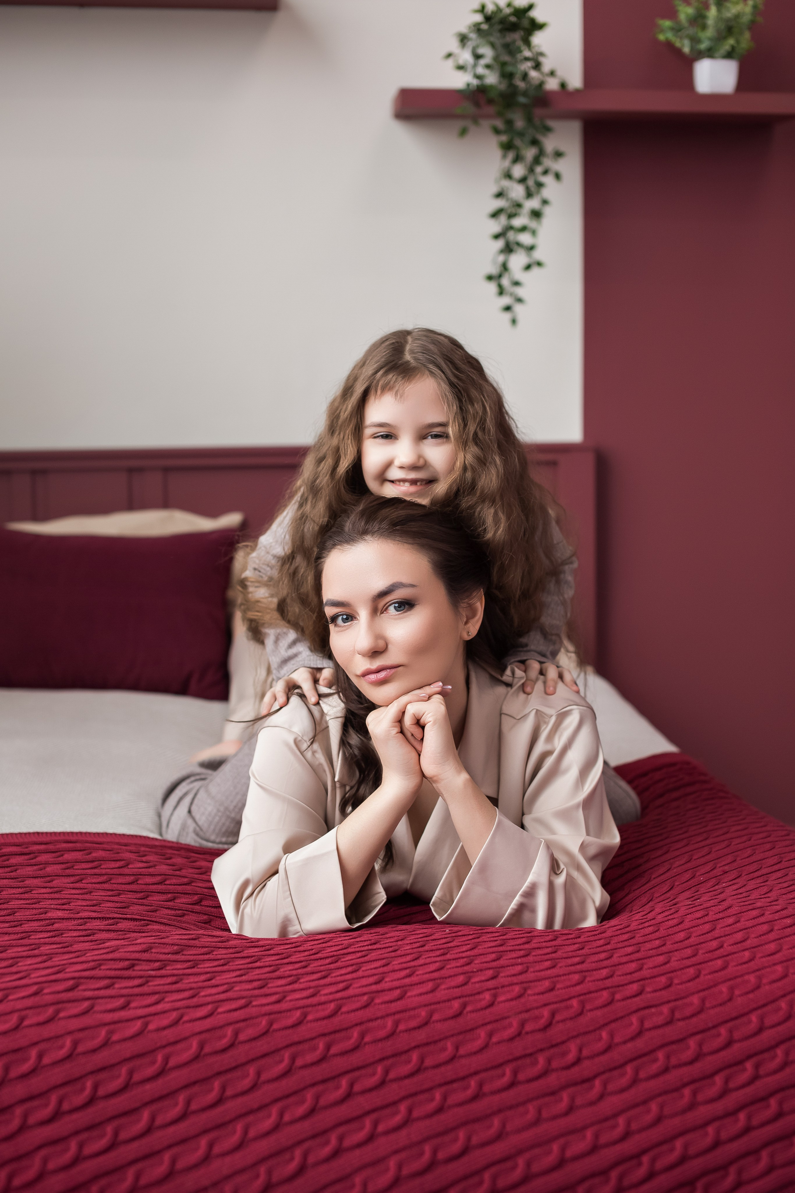 СЕМЕЙНАЯ. Студия 4/15