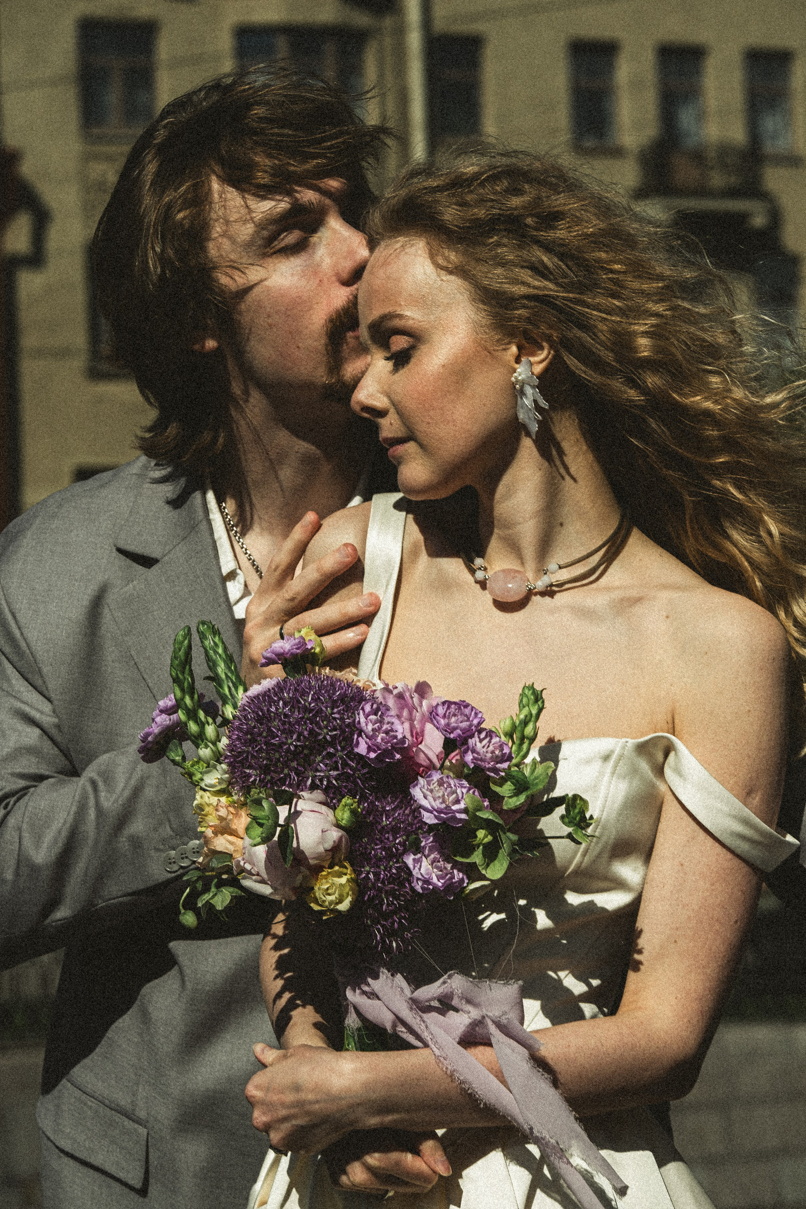 СВАДЕБНАЯ ПРОГУЛКА ПО ПЕТРОГРАДКЕ ВЕСНОЙ. СВАДЕБНАЯ ФОТОСЕССИИЯ НА ПЕТРОГРАДКЕ. Профессиональный фотограф, Санкт-Петербург — Виктория Богомолова