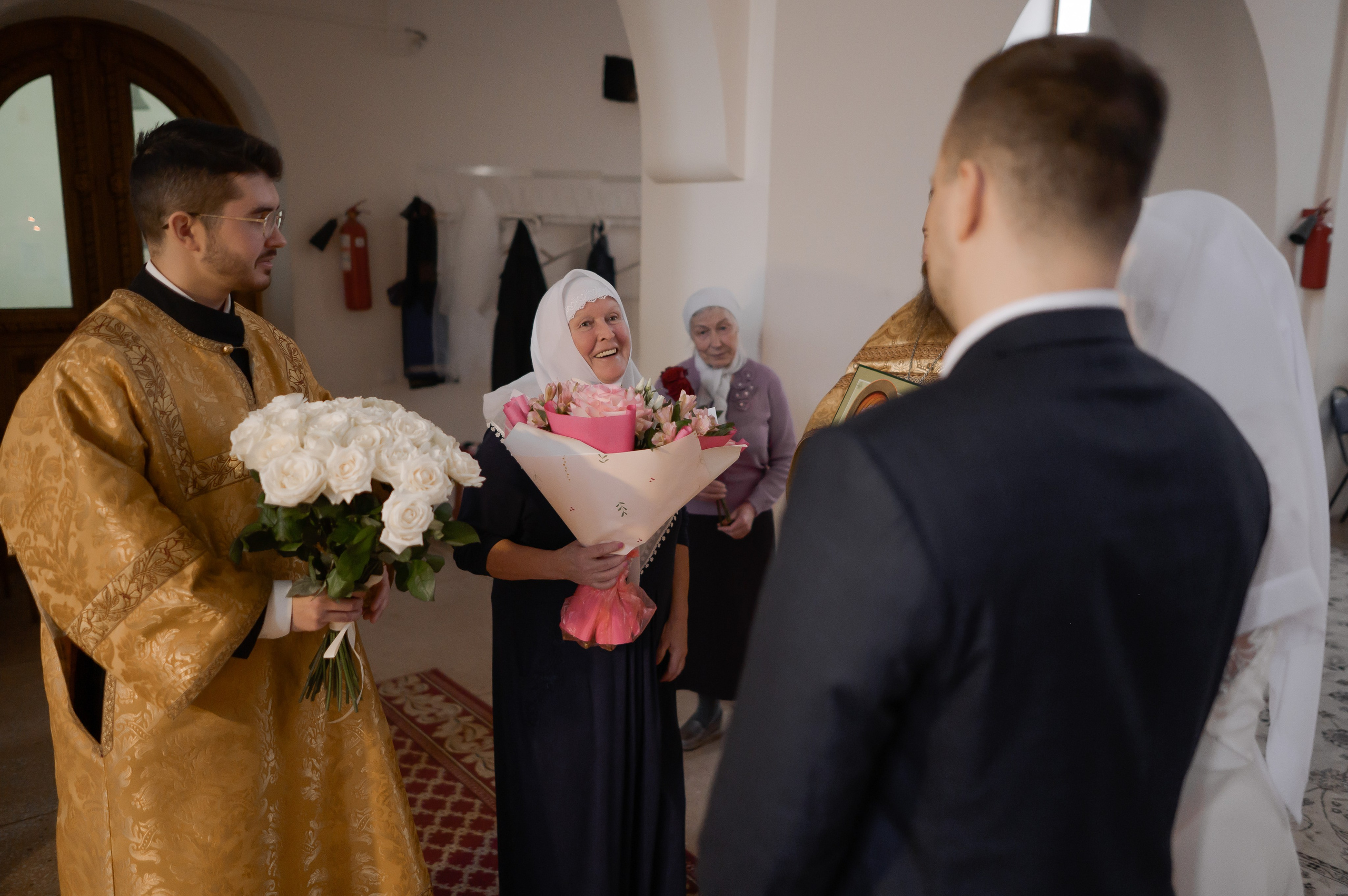 Евгений & Милисса (Санкт-Петербург, Троицкий храм). Семейный и свадебный фотограф в Санкт-Петербурге Серафима Смирнова