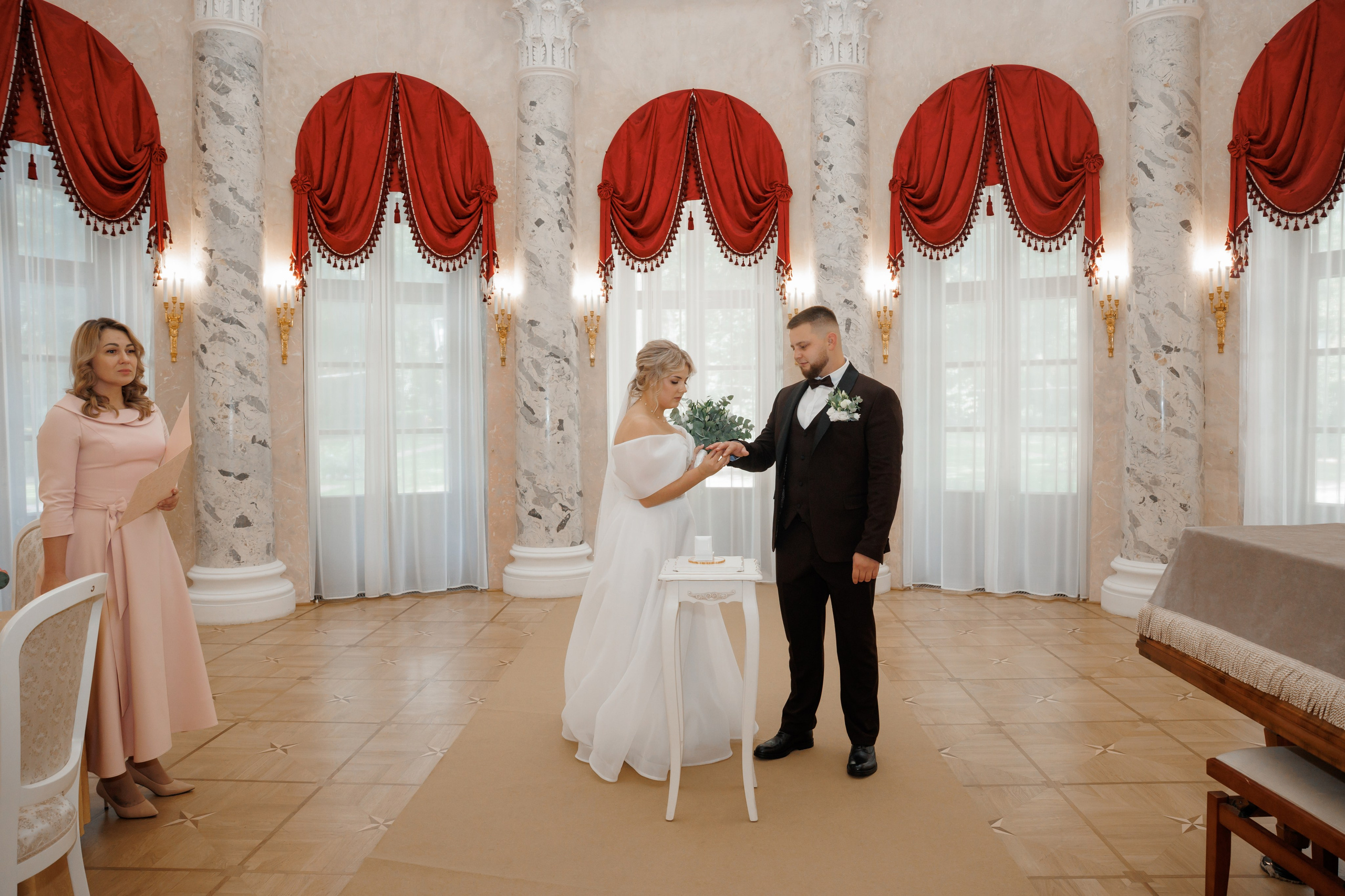 Регистрация и прогулка в Остафьево. Свадебный и репортажный фотограф (Москва, Королев и другие)