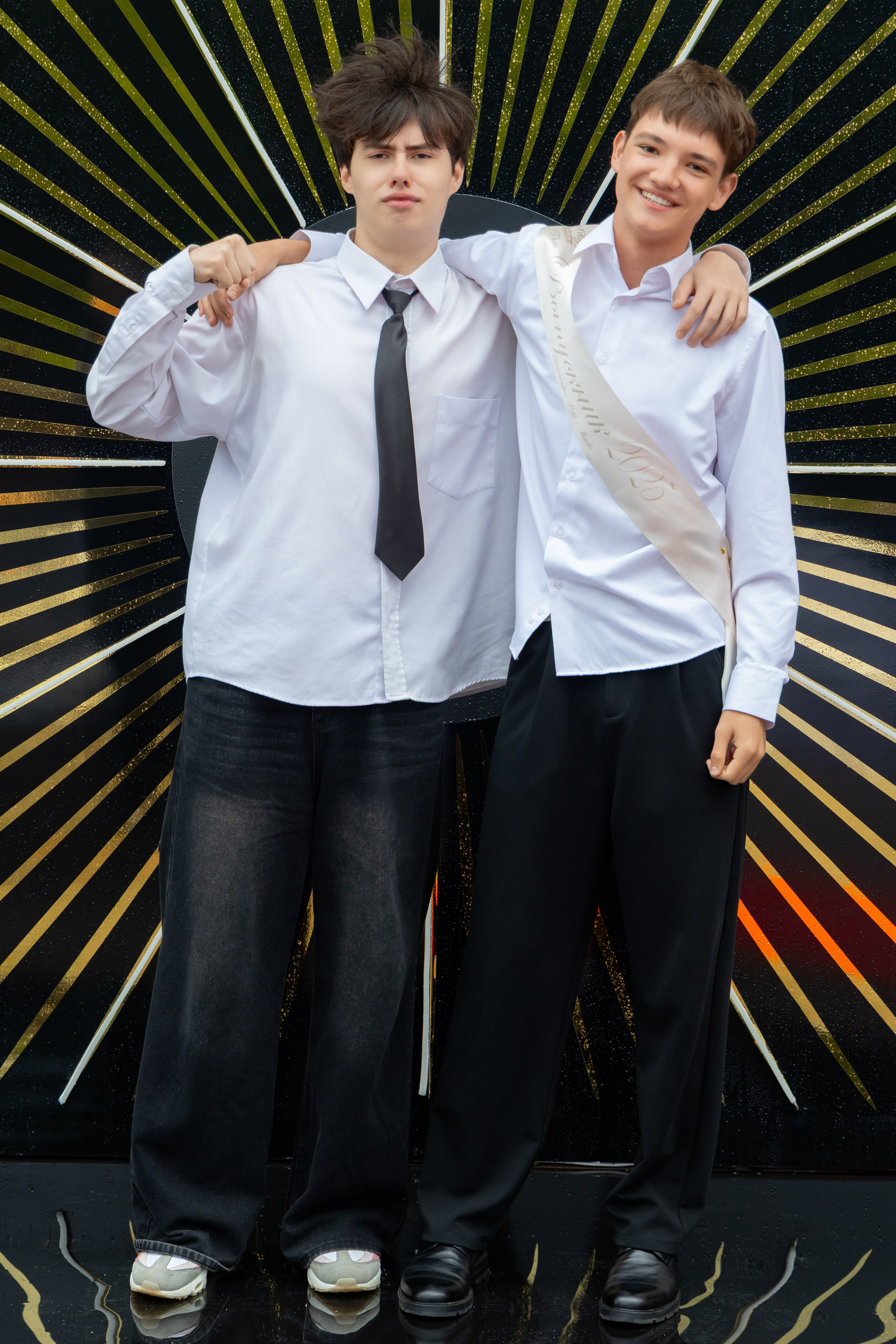 Школьный выпускной 2025 год в Минске, Беларуси. Свадебный фотограф в Минске/Беларуси Сергей Спиридонов