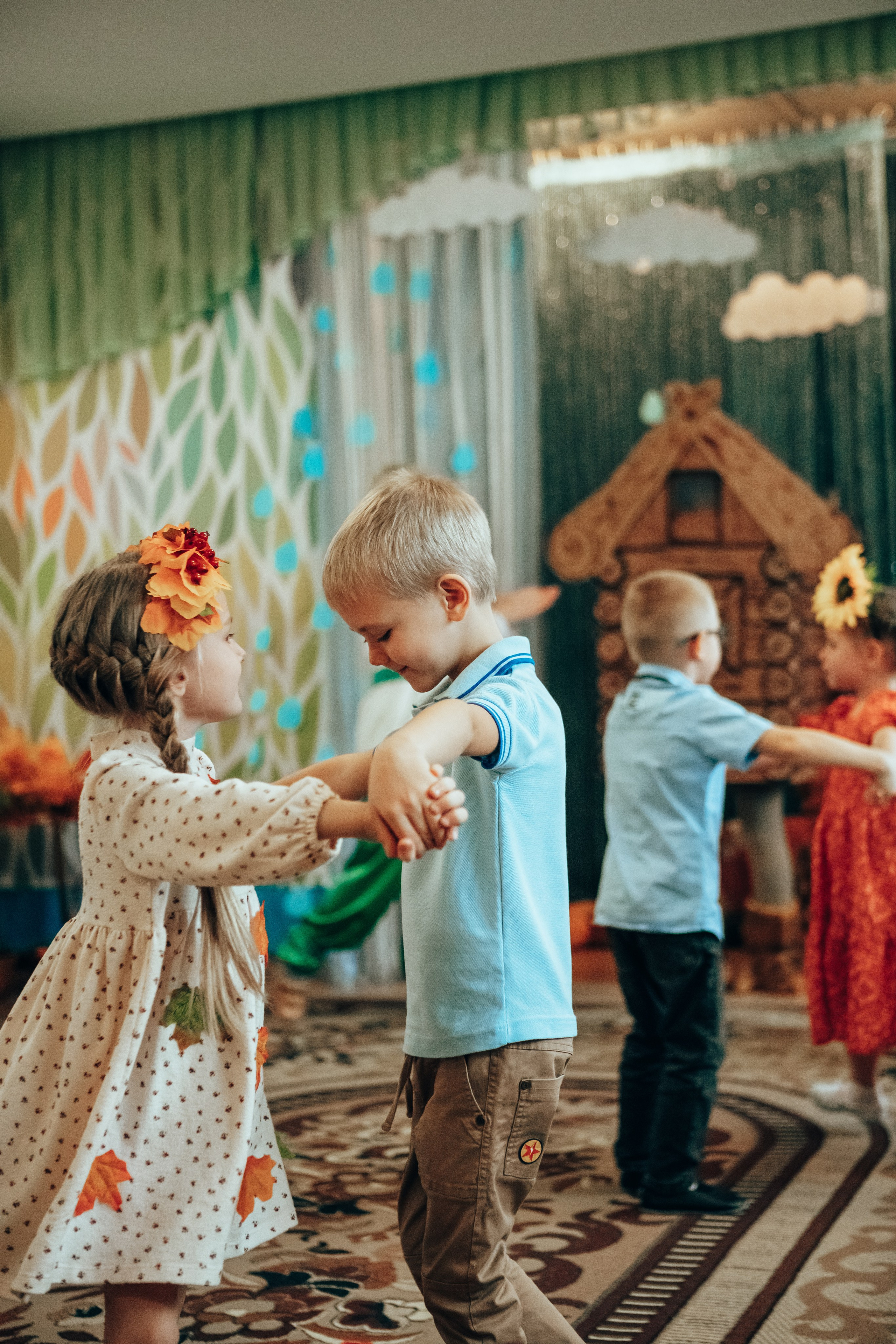 Утренник «Праздник осени». Семейный и детский фотограф в г. Новосибирске Макеева Анастасия