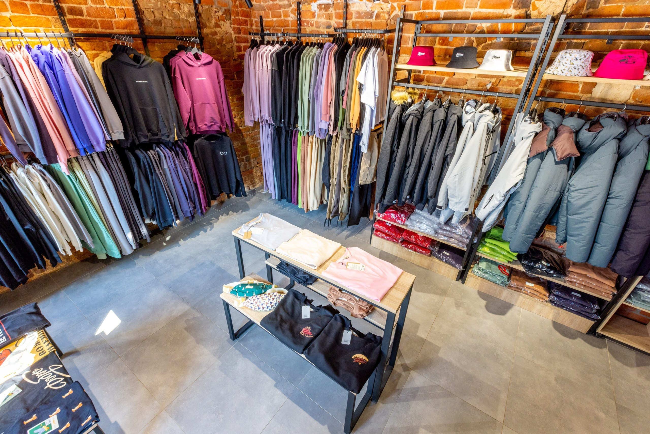 Родина. Одежда отечественных марок. Фотограф в Туле Крупский АнДРей. Фотостудия «КАДР71» в Туле