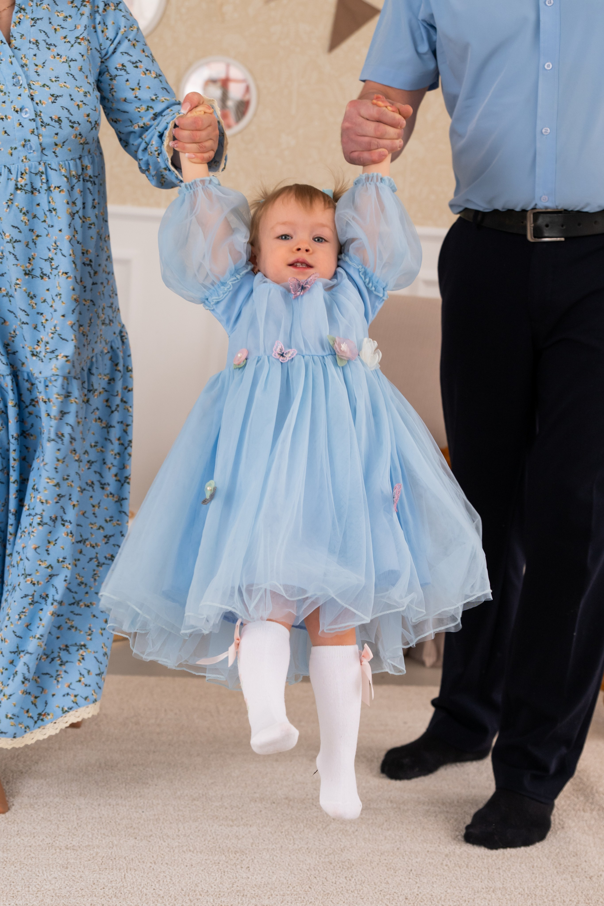 Я Ольга Казанцева, фотографирую снимаю ваши киноистории и печатаю фото и цифровые портреты на холсте