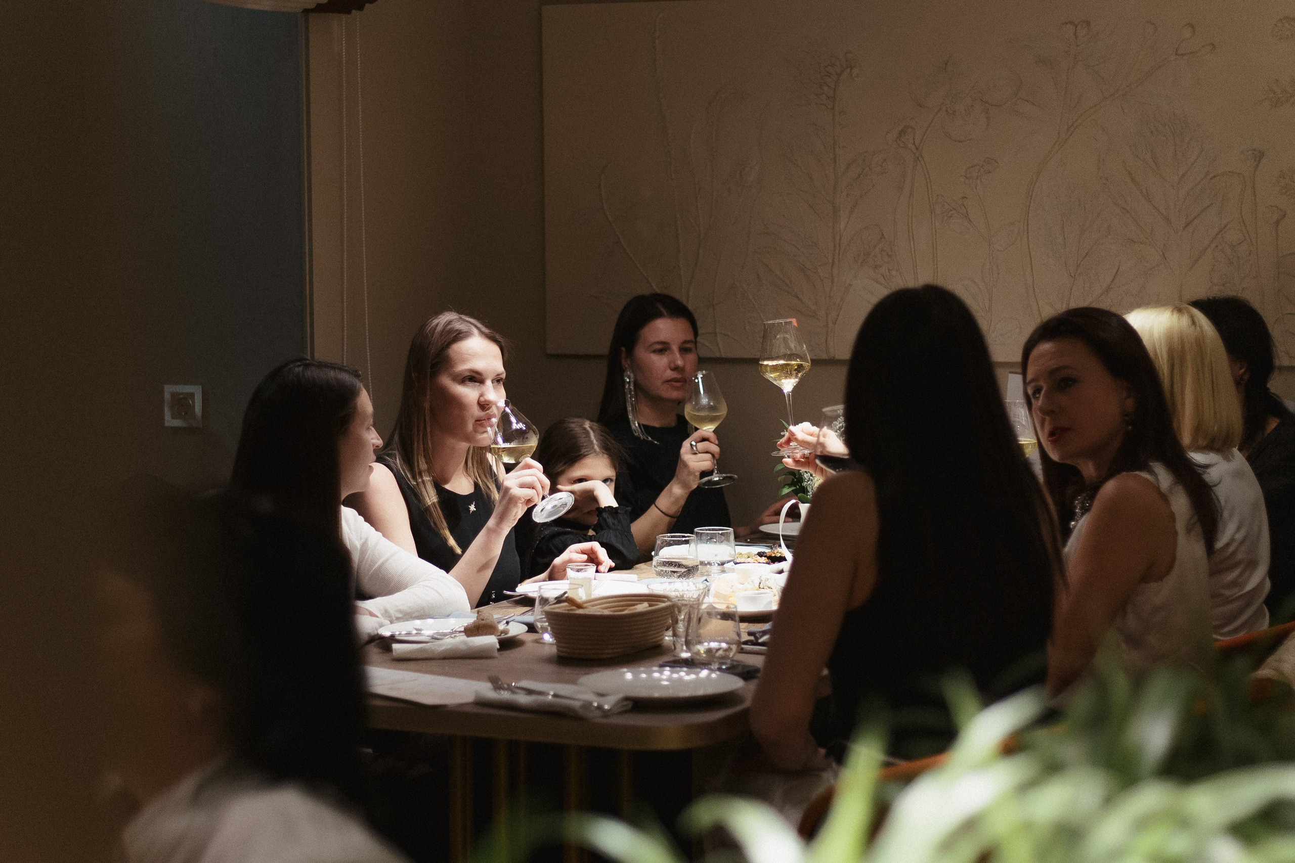 RESNOTA — ГРЕЧЕСКАЯ ВЕЧЕРИНКА. СВОИ. ФОТООТЧЕТЫ-СОБЫТИЯ-МЕСТА