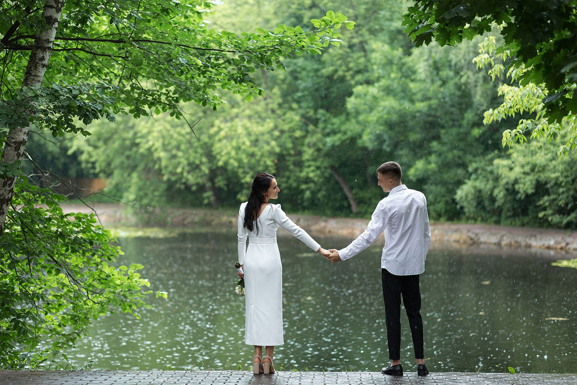 Прогулка, фотосессия жениха и невесты. Свадебная съемка. Фотограф в Москве Валерий Боцман