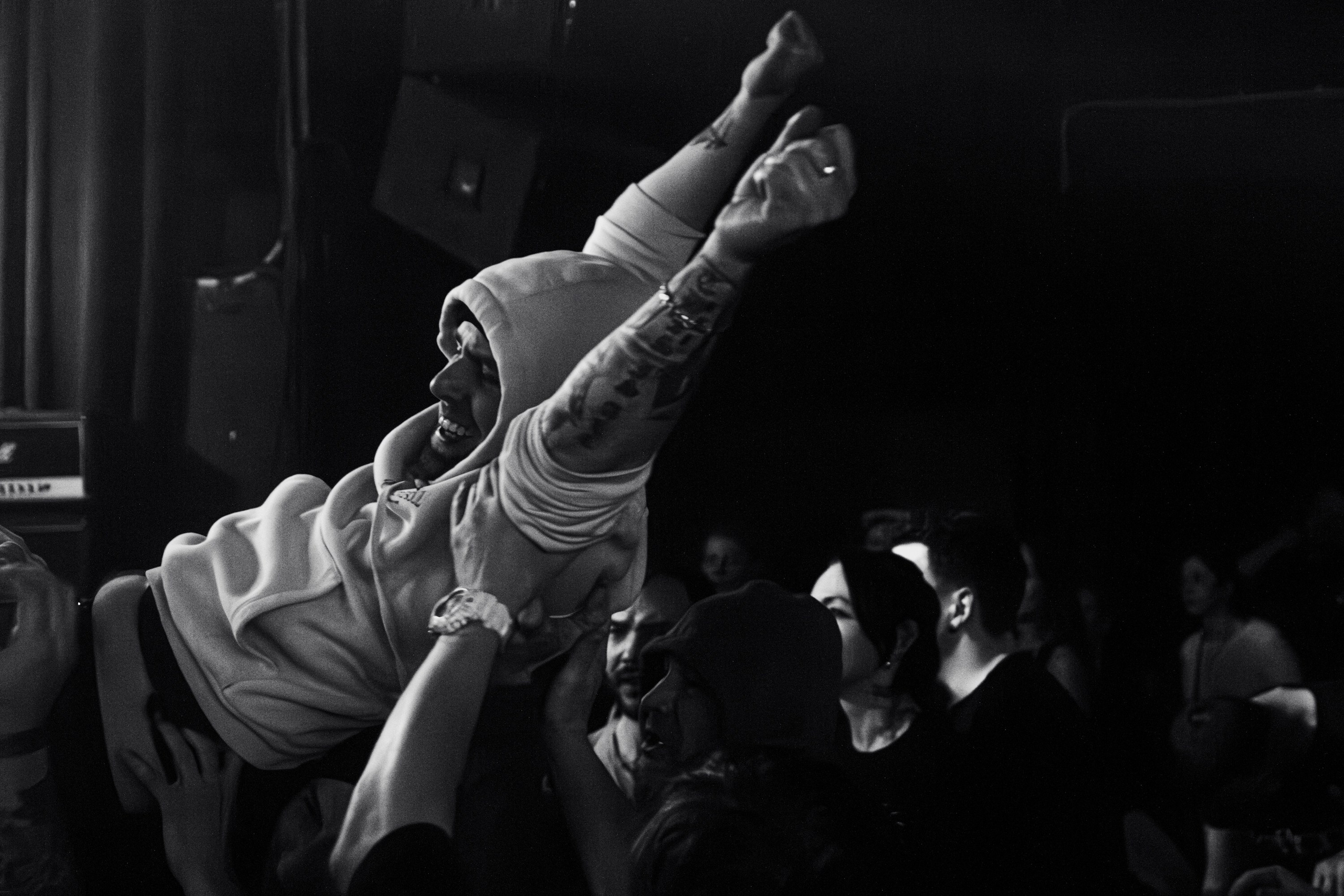 МОЖЕМ ХУЖЕ / Культурный центр «Сердце», СПб, февраль 2026. Концертный фотограф в Санкт-Петербурге | Анастасия Колупаева