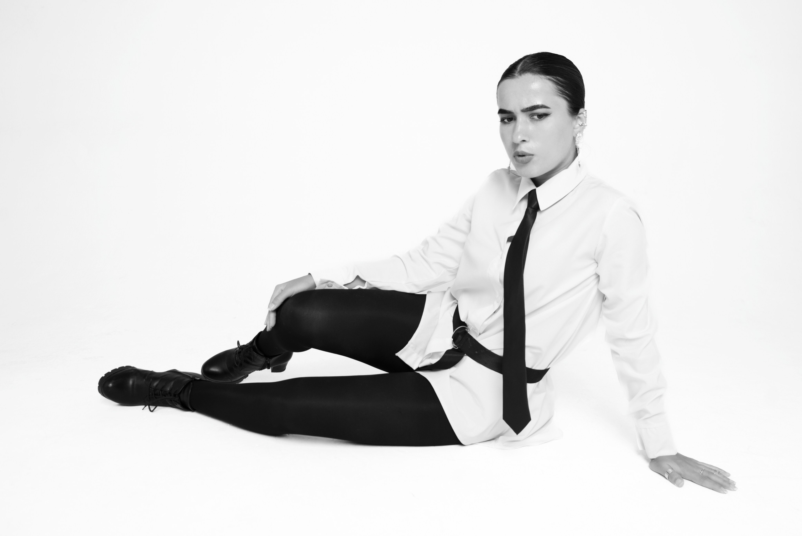 Айтач, съёмка в студии. Фотограф в Москве Безлюдов Михаил