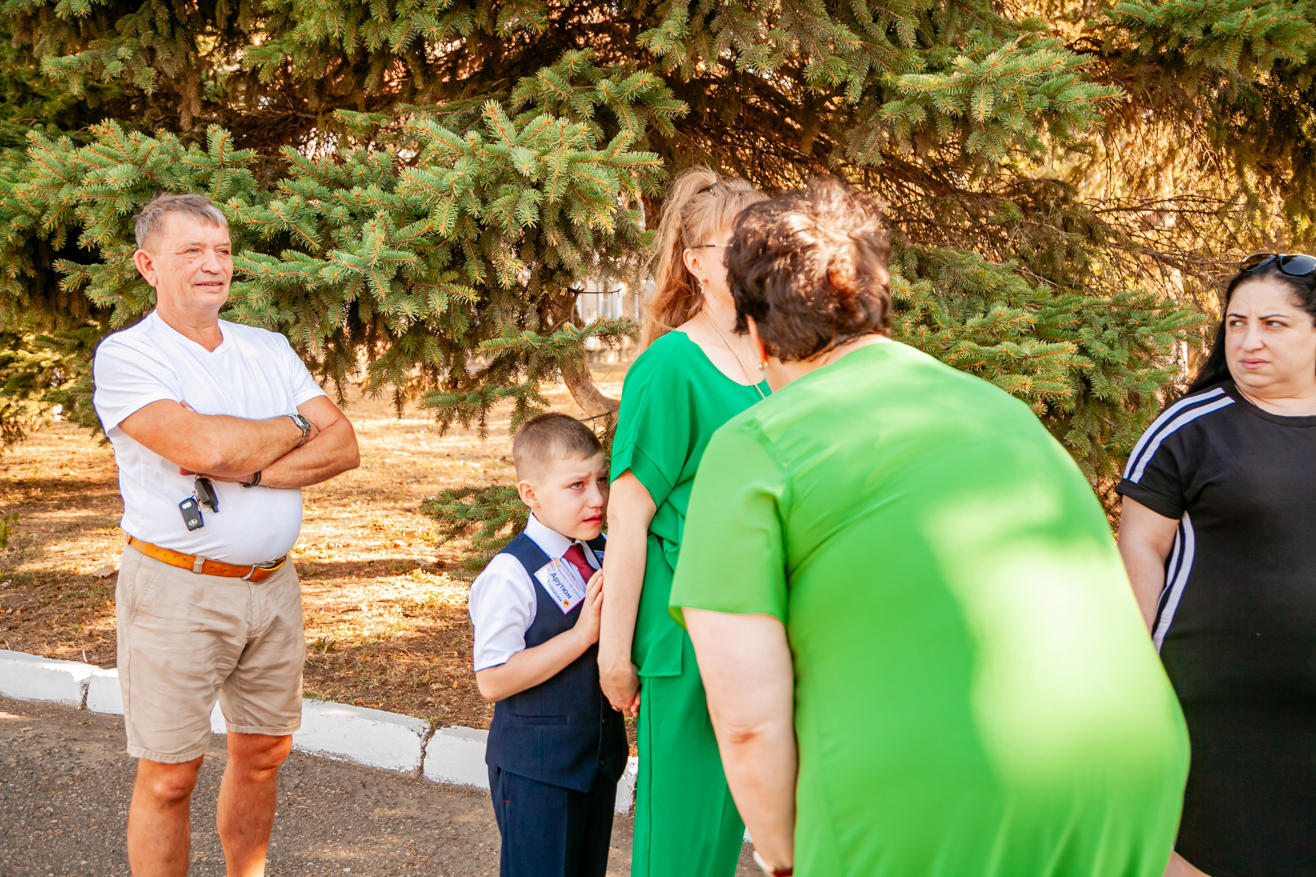 1 сентября линейка. Свадебный и семейный фотограф в Армавире