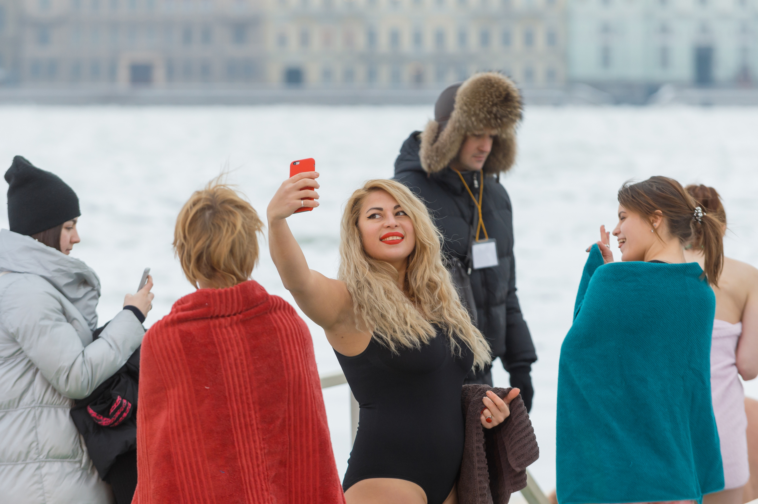 Крещенские купания. Репортажный фотограф в Санкт-Петербурге Алексеева Дарья
