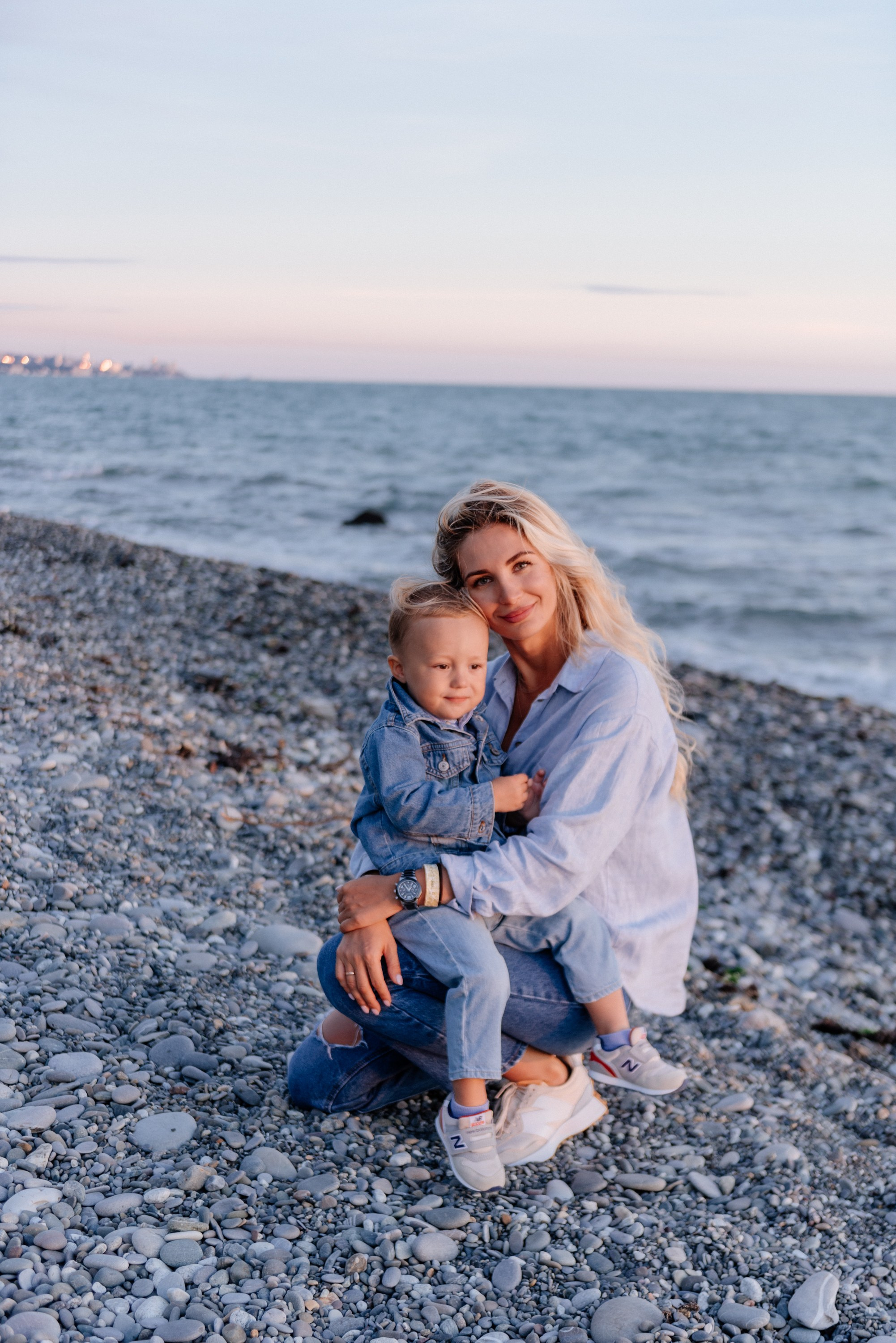 Family photoshoot in Batumi. Fedor Lemeshko — Destination Wedding and Family Lifestyle photographer