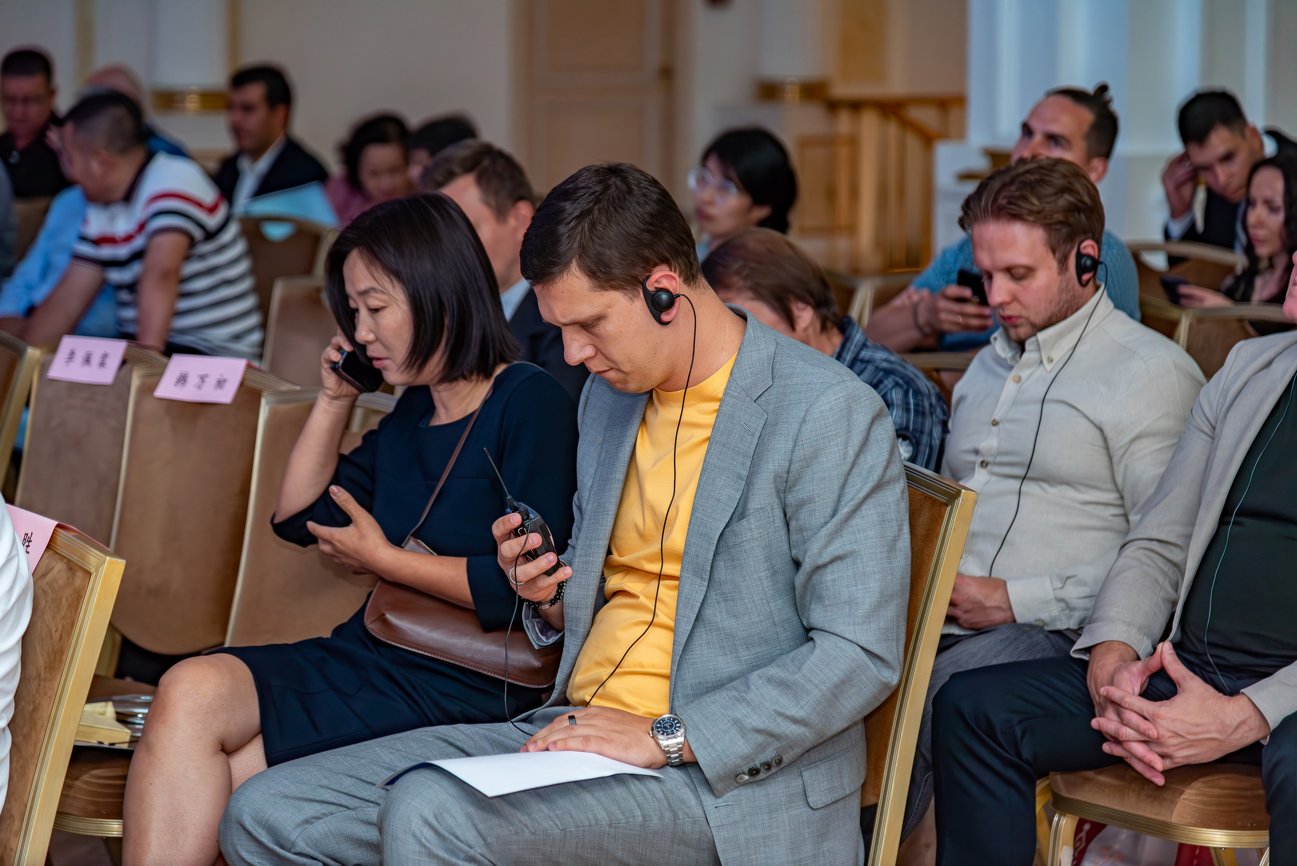 Репортажный фотограф на Бизнес Конференцию,  г.Москва,. Интерьерный & Репортажный фотограф Озеров Денис, г. Москва