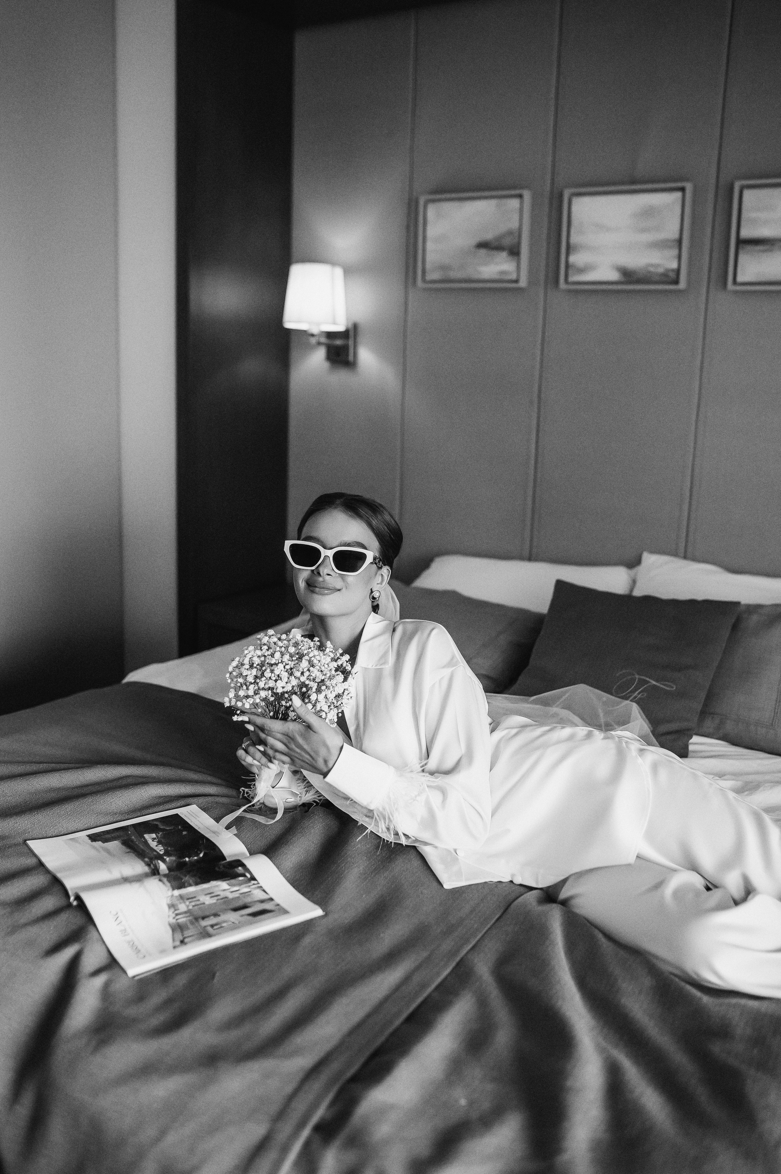 Свадебное утро и прогулка красивой яркой пары. Свадебный и семейный фотограф в Симферополе Дарья Маркова