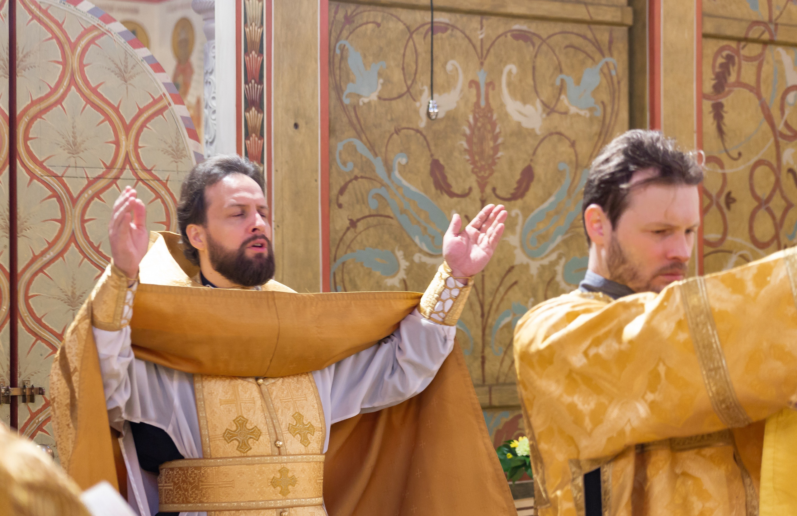 Праздничное богослужение Святителю Николаю 19 декабря. Интерьерный фотограф в Москве Роман Потапов