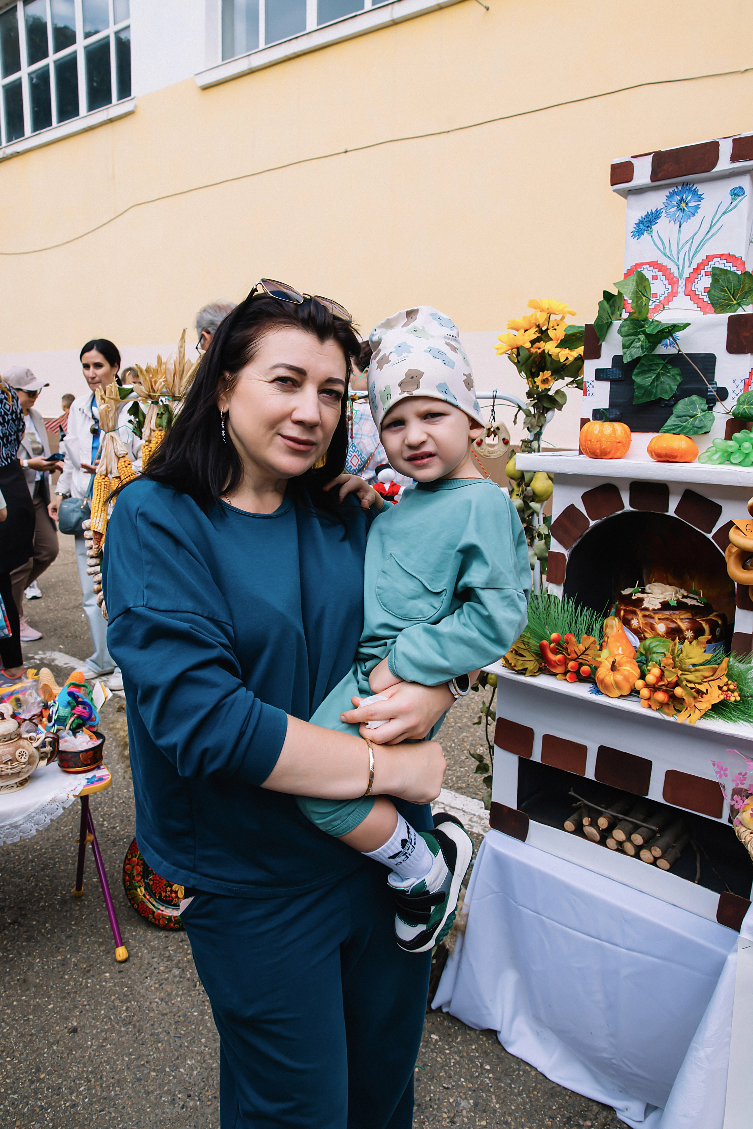 Школьная ярмарка Лицей№ 4. Фотограф и Видеограф в Краснодаре Юлия Солодченко