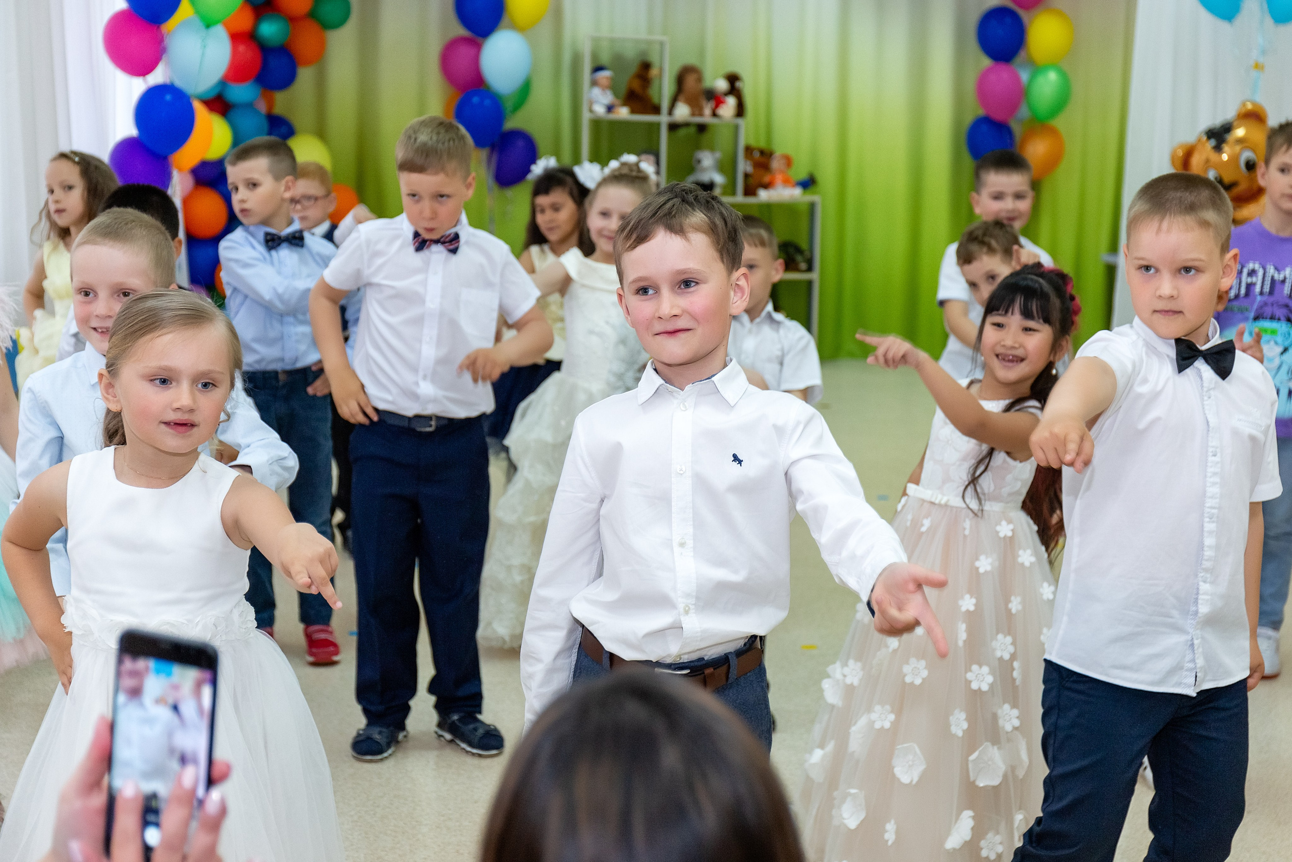 Выпускной. Детский сад «Тигрёнок». Стильный выпускной альбом Владивосток фотограф Вероника Мигачева